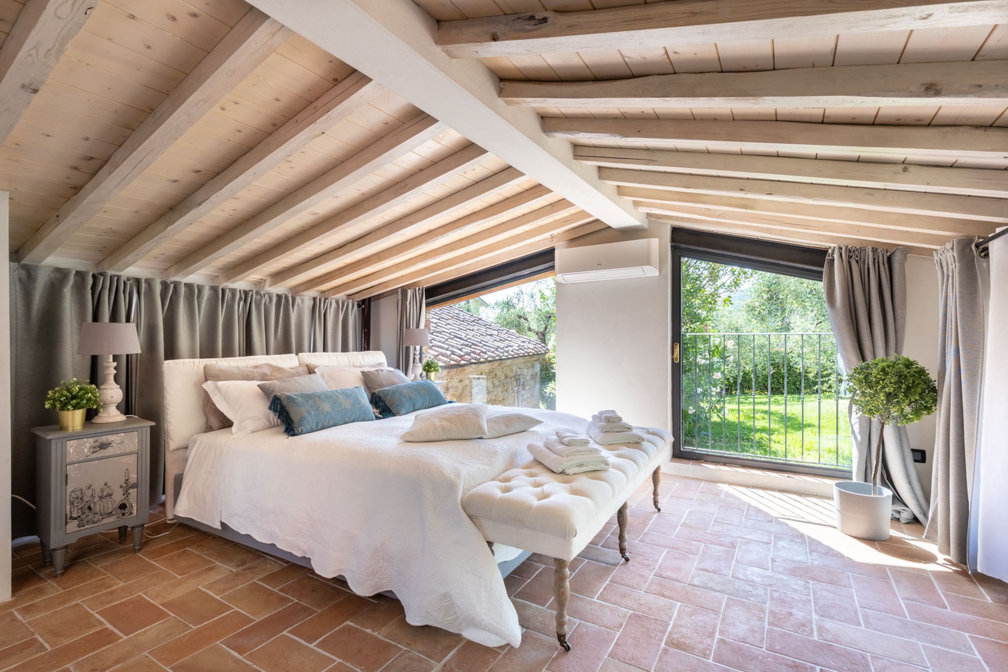 Villa Matilde-Niet-getagd