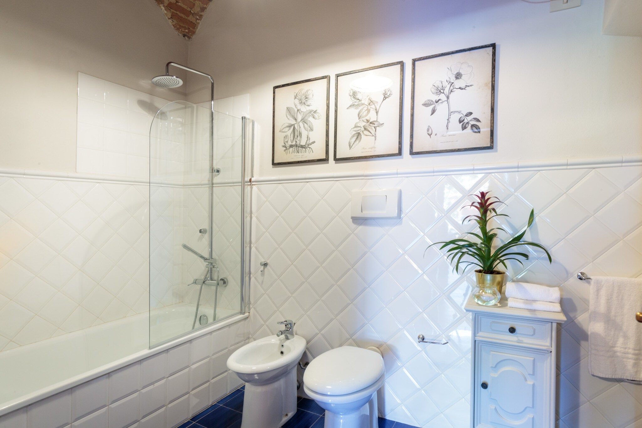 Villa Chianti-Bathroom