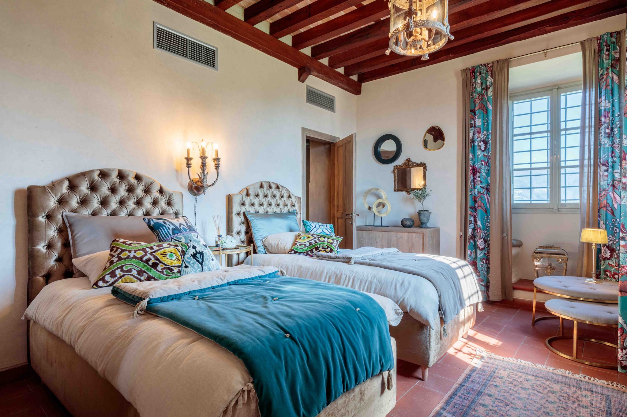 Villa Il Castello-Not tagged