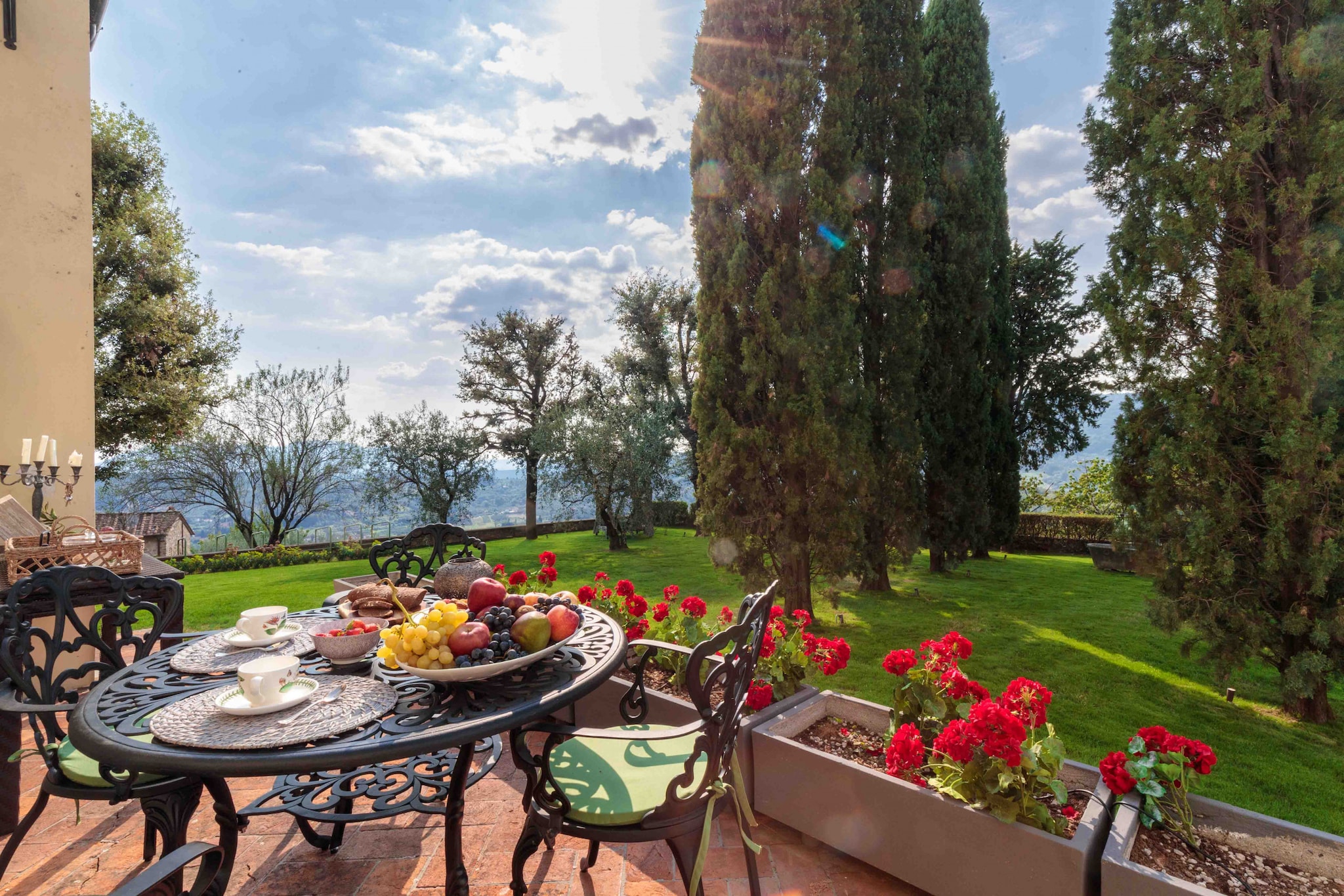 Villa Il Castello-Not tagged