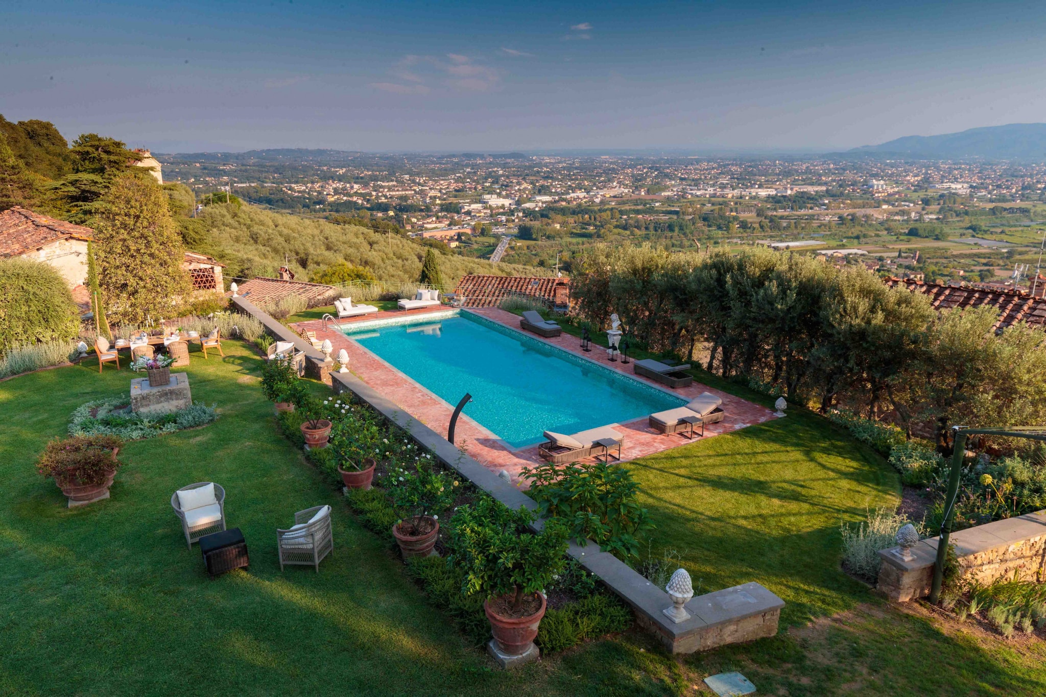 Villa Il Castello-Not tagged