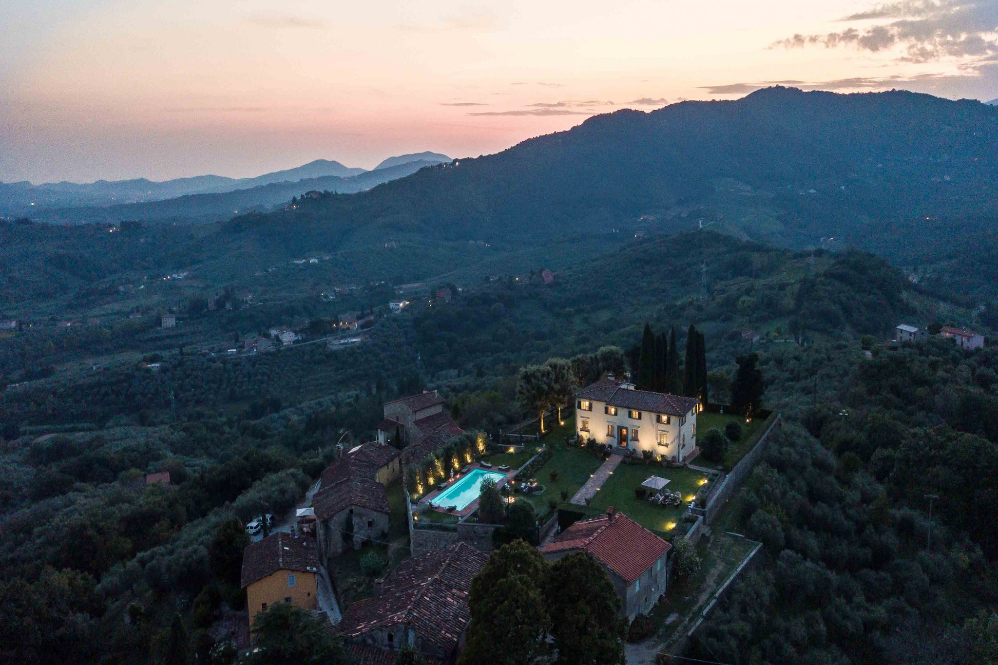 Villa Il Castello-Not tagged