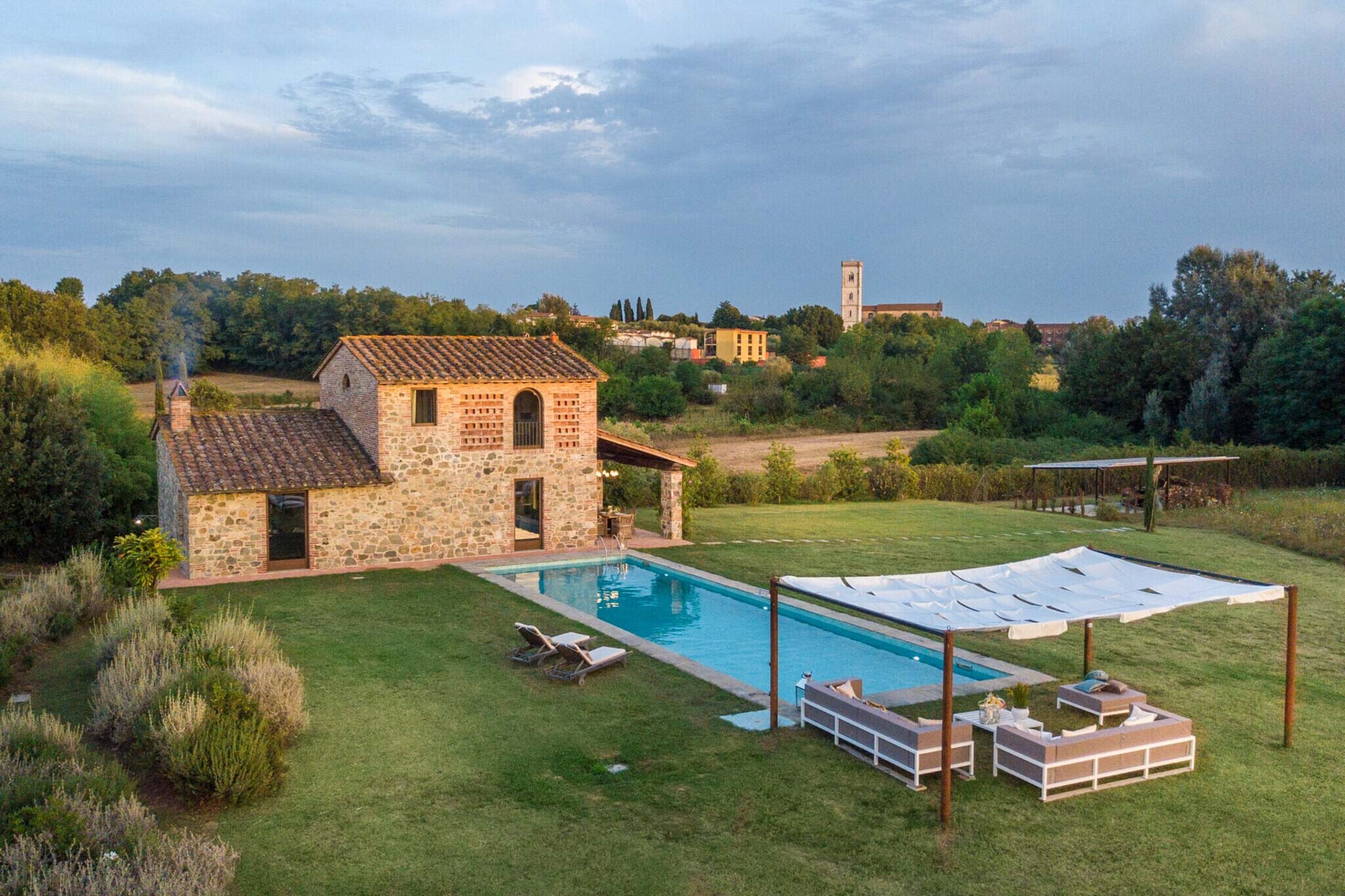 Il Conte Farmhouse Retreat - Zwembad