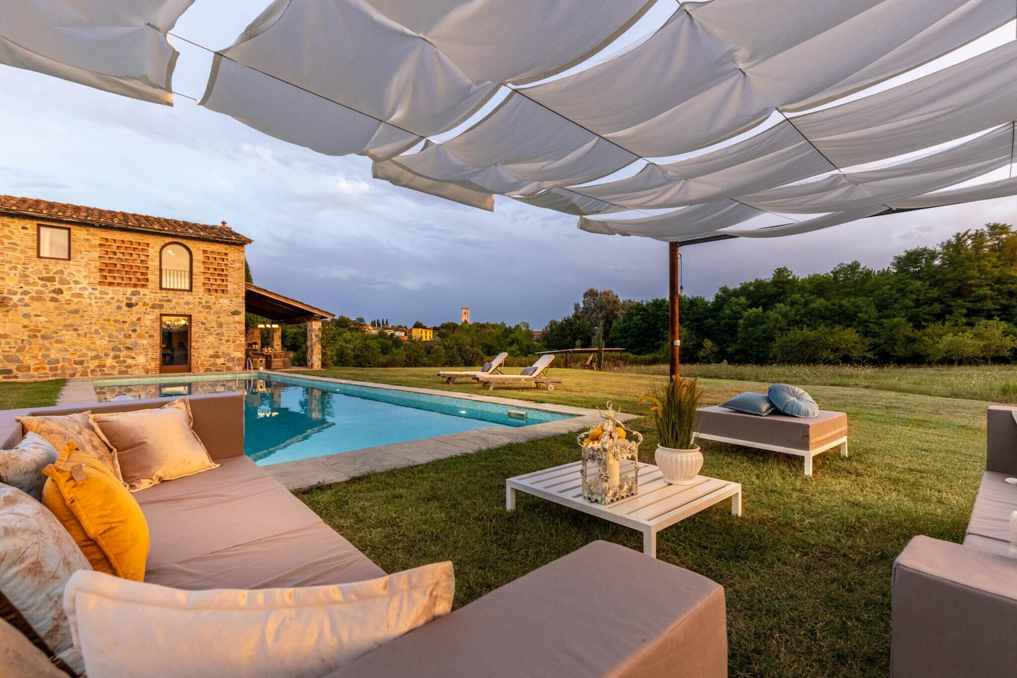Il Conte Farmhouse Retreat - Zwembad