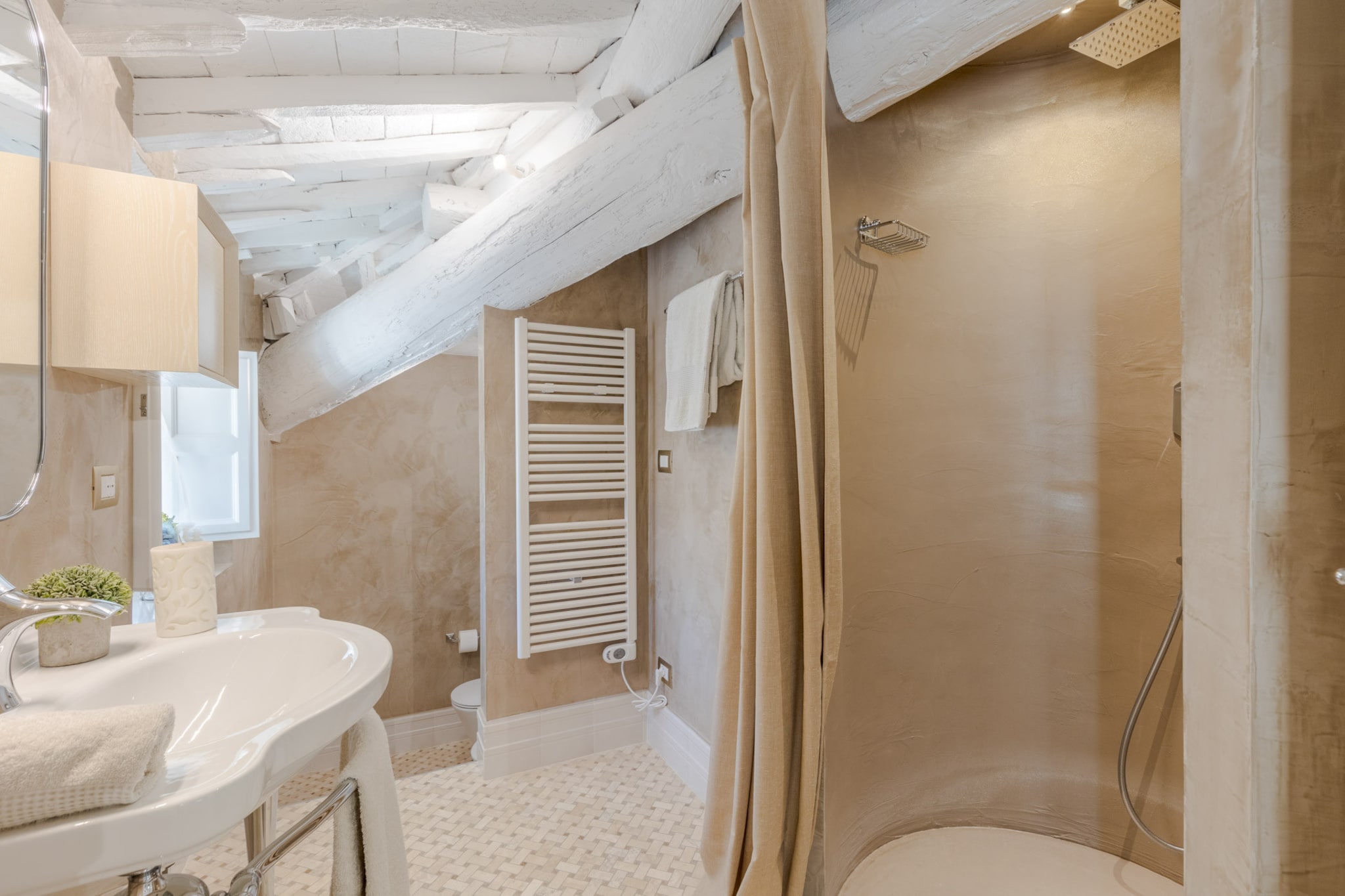 The Duchess Chambers, the Luxury Grand 3 bedrooms-Nicht getaggt