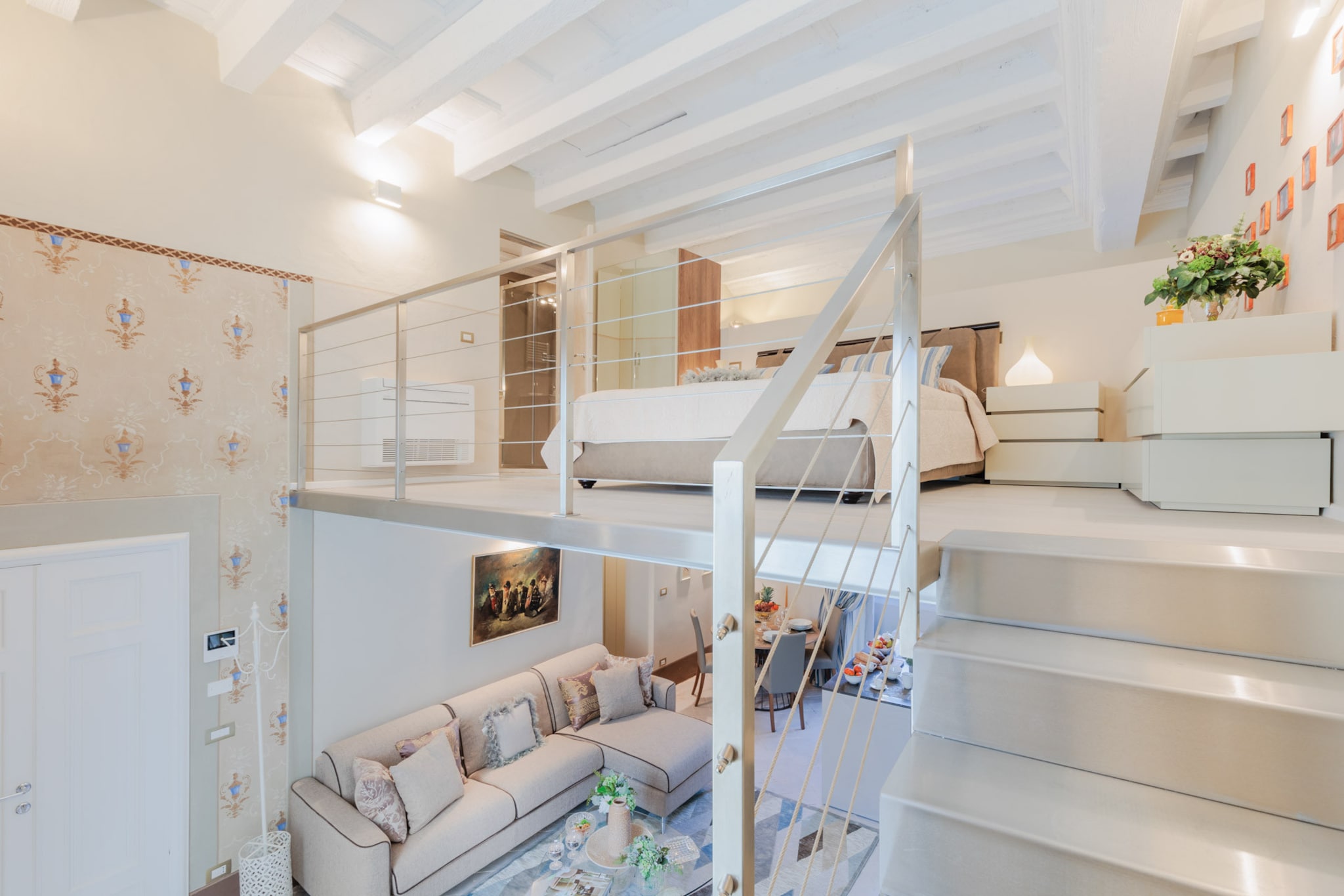 The Duke's Room-Niet-getagd