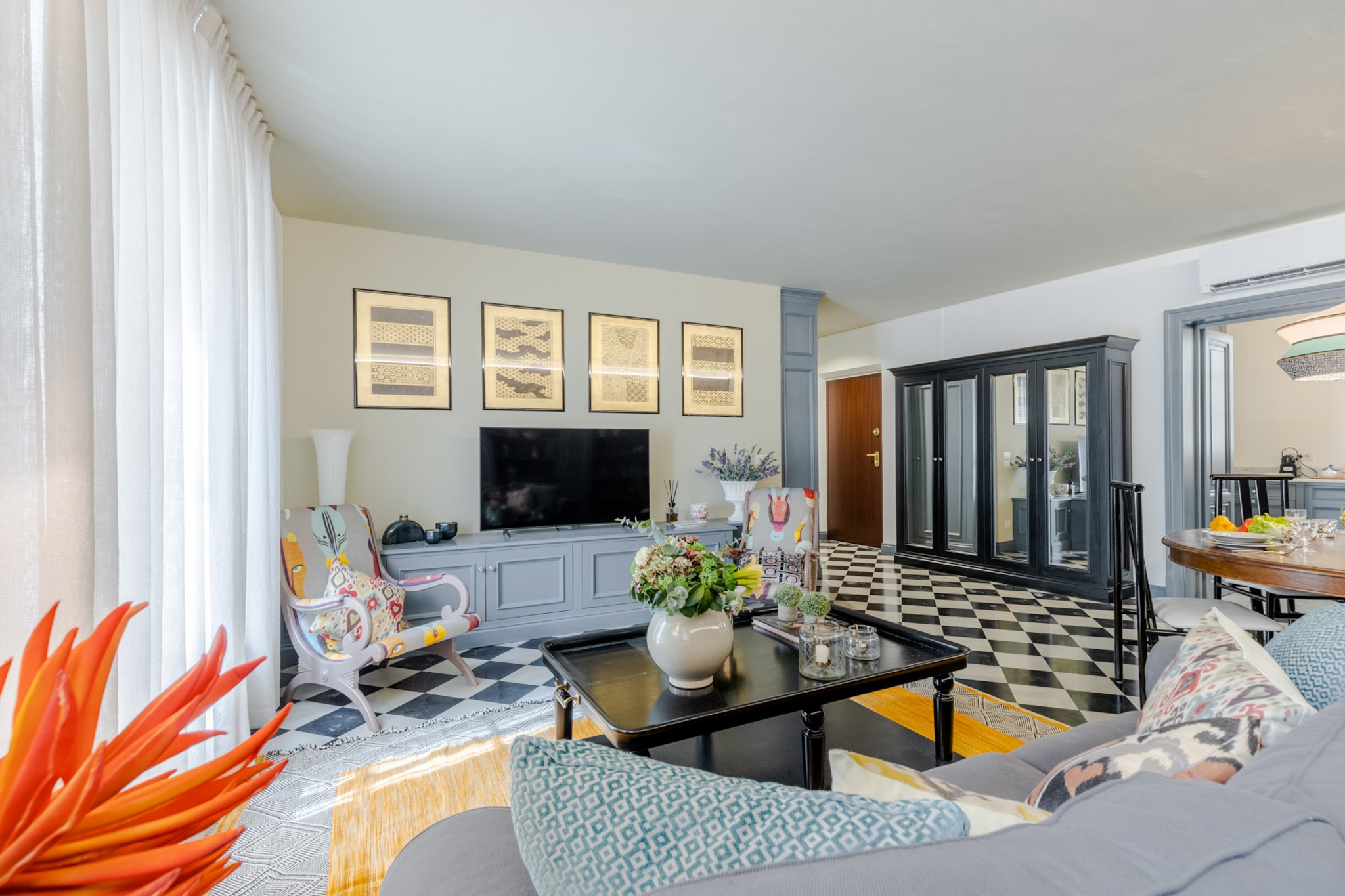 Gimber Tales, a First Floor Apartment-Nicht getaggt