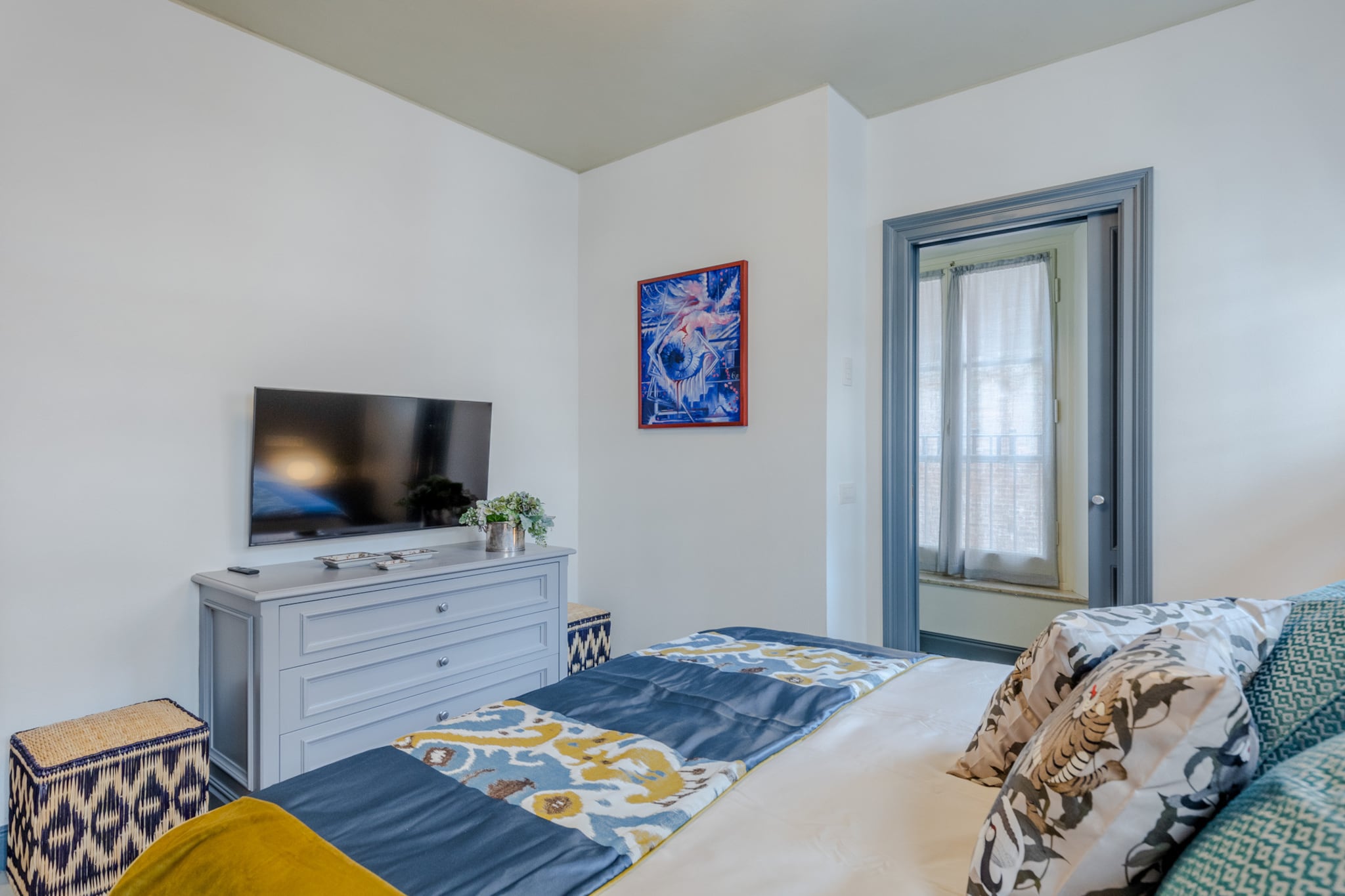 Gimber Tales, a First Floor Apartment-Nicht getaggt