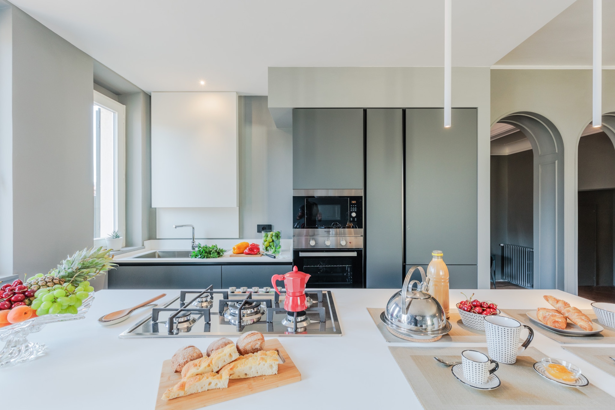 Casa Grey, Contemporary Penthouse-Nicht getaggt