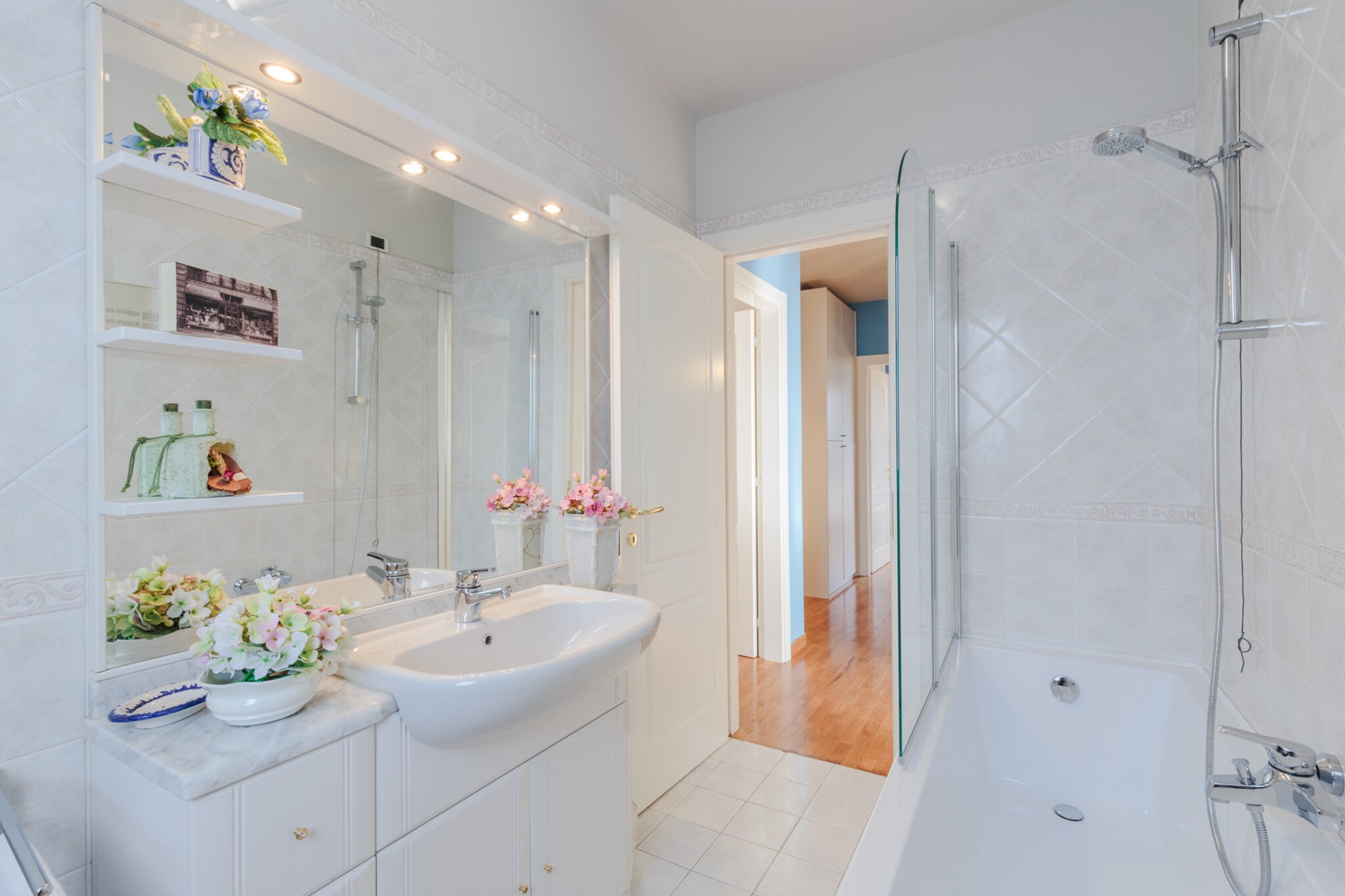 Regina Beach Villa, by the beach in Marina di Piet-Niet-getagd