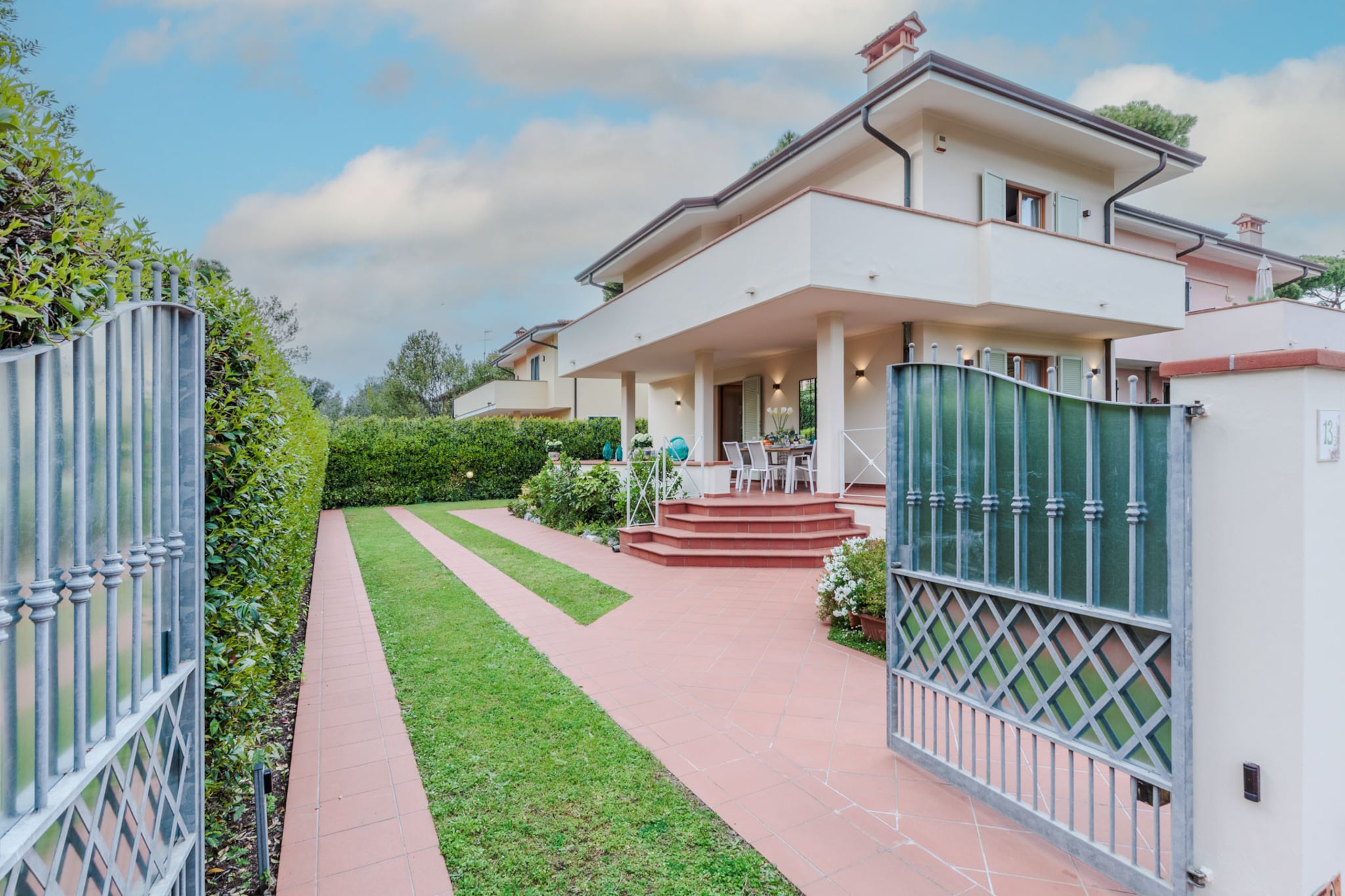 Regina Beach Villa, by the beach in Marina di Piet-Niet-getagd
