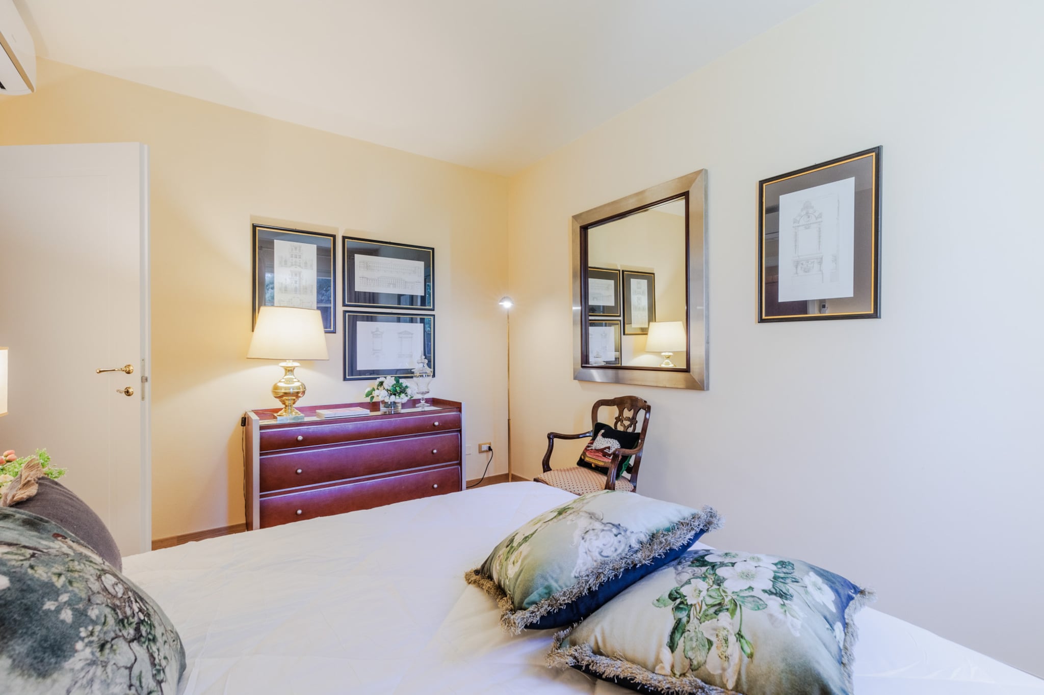Bassotta Cottage, a Charming Fairytale-Nicht getaggt