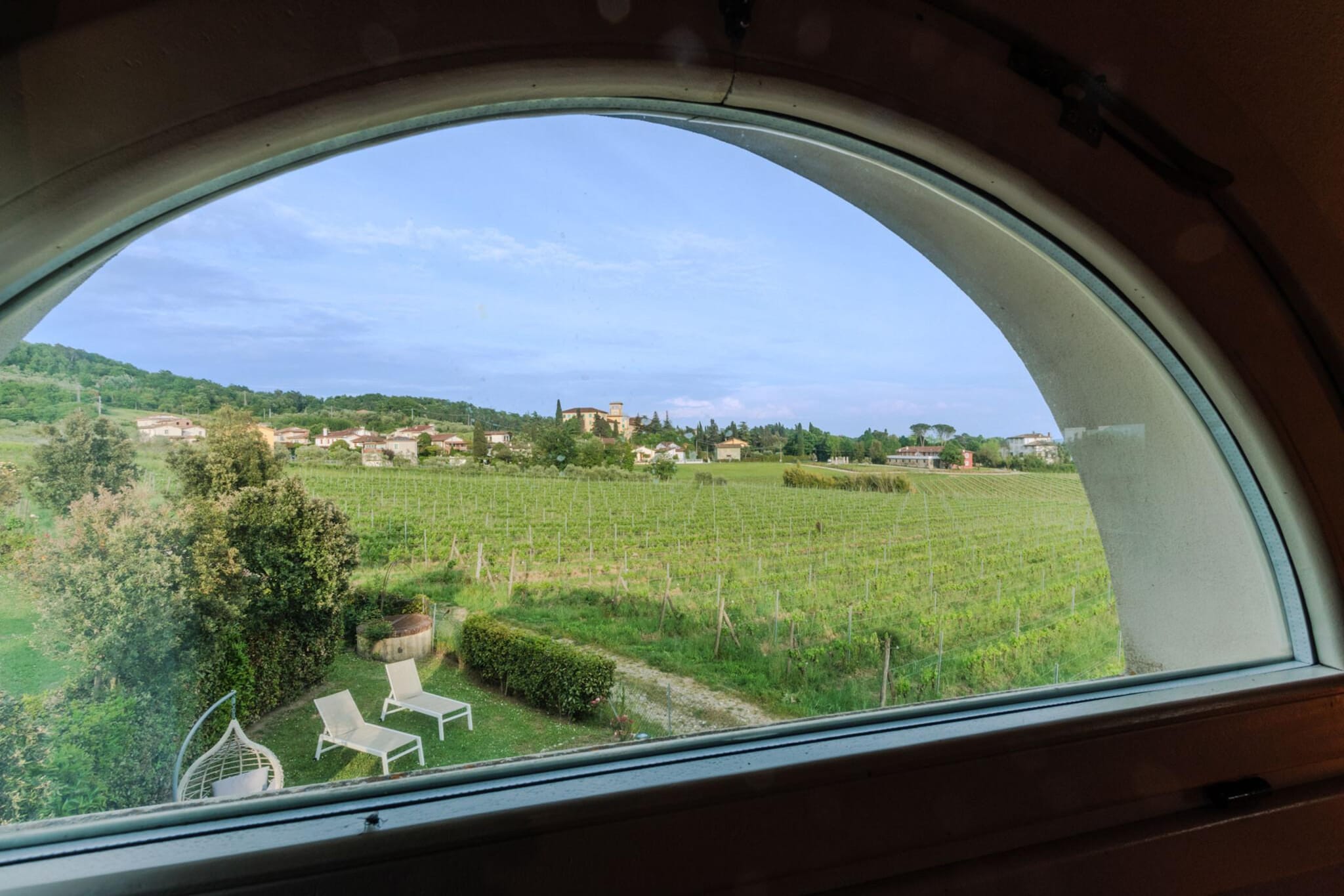 Cicale Farmhouse, 3 bedrooms Farmhouse with Pool - Uitzicht zomer