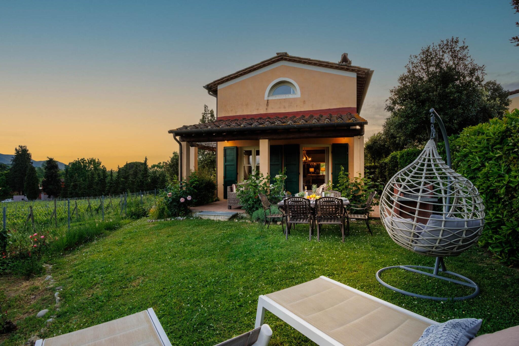 Cicale Farmhouse, 3 bedrooms Farmhouse with Pool - Tuinen zomer