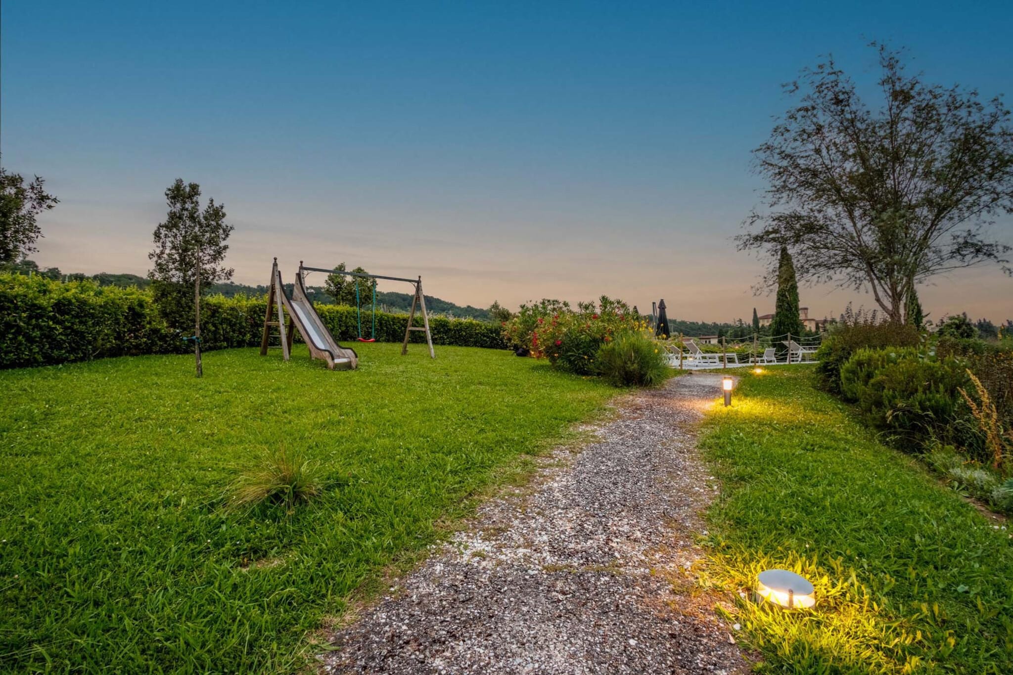 Donato, Farmhouse Apartment with Pool - Tuinen zomer