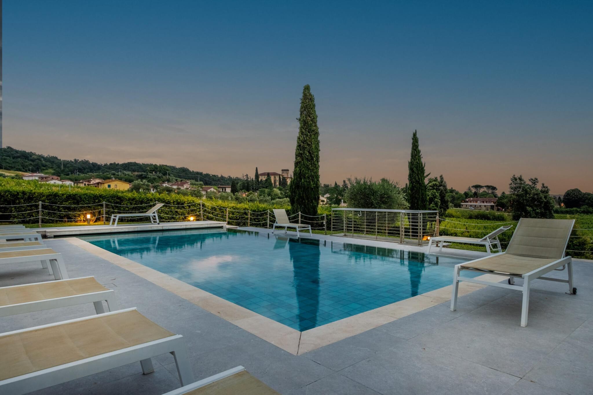 Jacopo Farmhouse Apartment in Wine Resort in Lucca - Zwembad