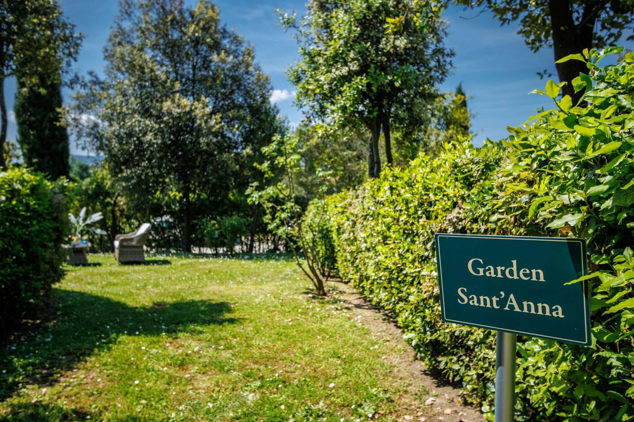 Anna Farmhouse Apartment in Wine Resort in Lucca - Buitenkant zomer
