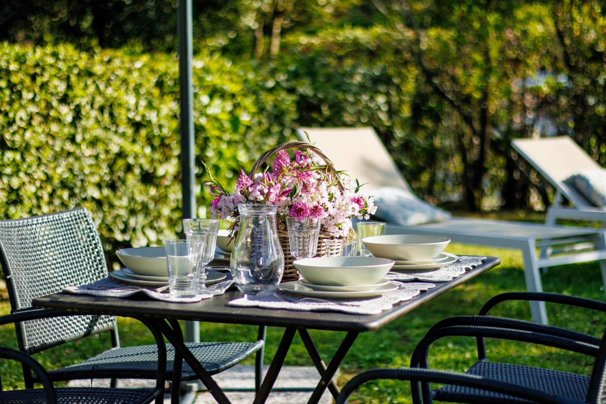 Pietro Farmhouse Apartment in Wine Resort in Lucca - Tuinen zomer