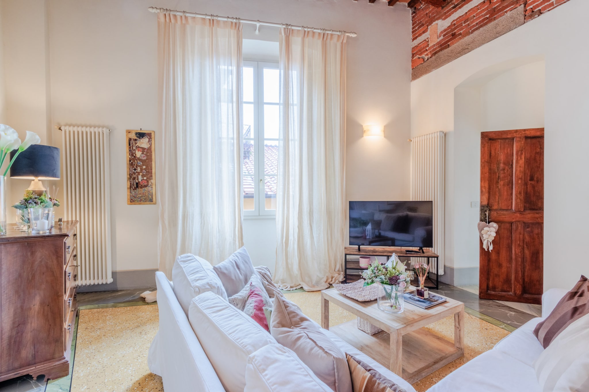 Casta Dama Apartment-Nicht getaggt