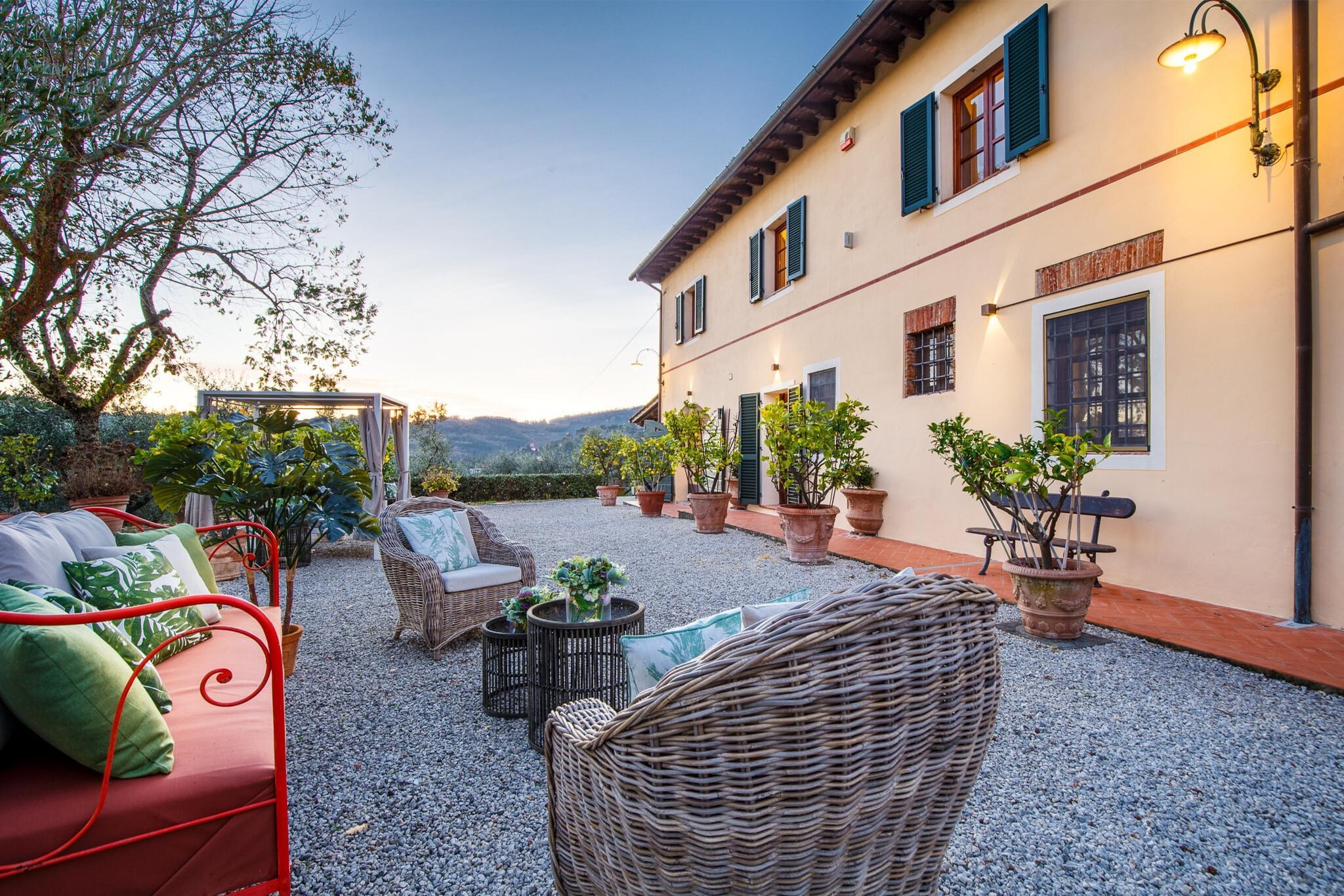 Amore Farmhouse Retreat - Terrasbalkon
