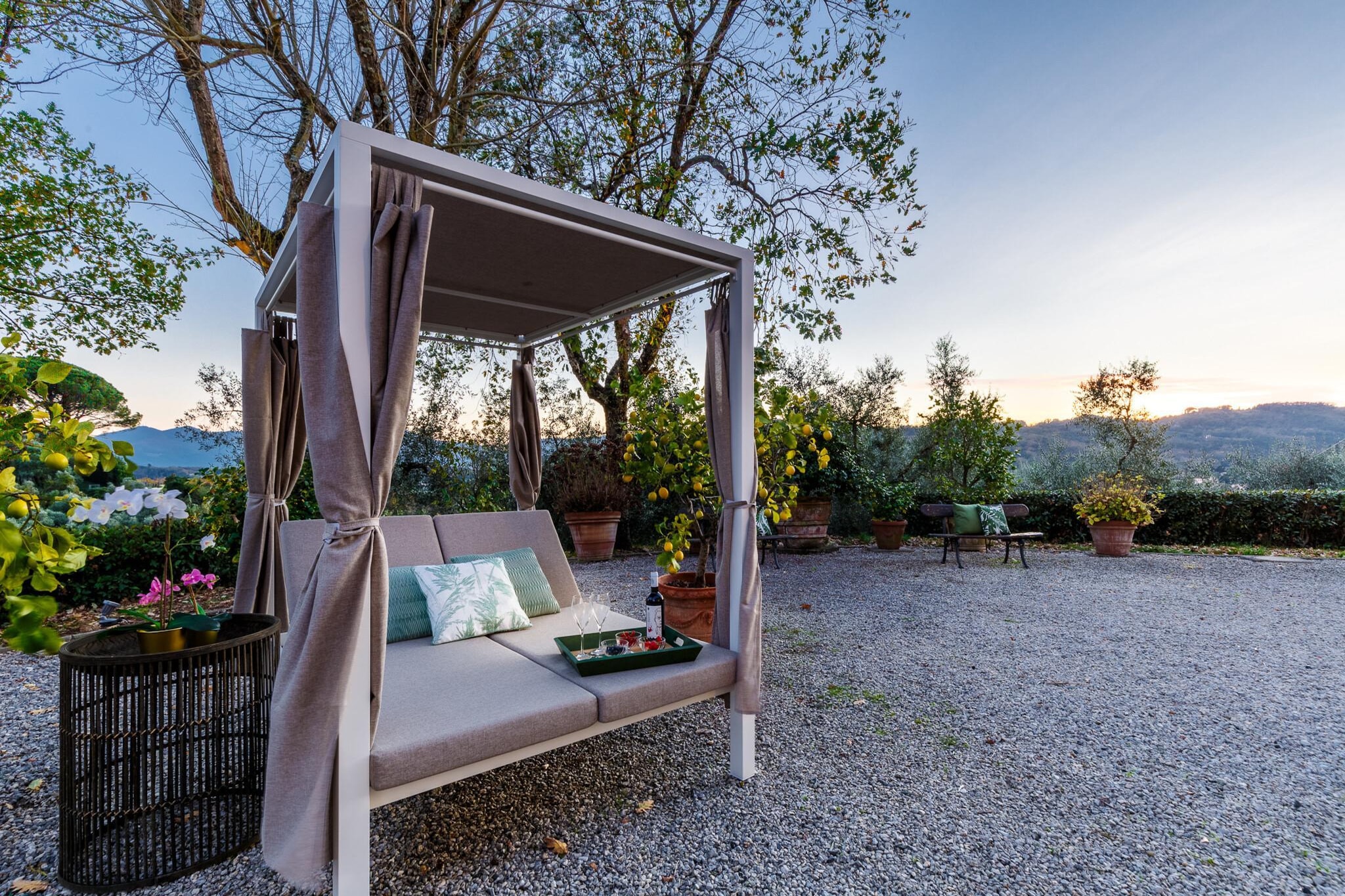 Amore Farmhouse Retreat - Terrasbalkon