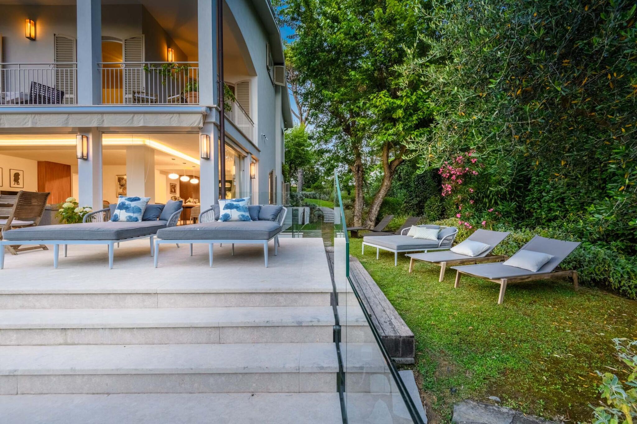 Villa Ivona - Tuinen zomer