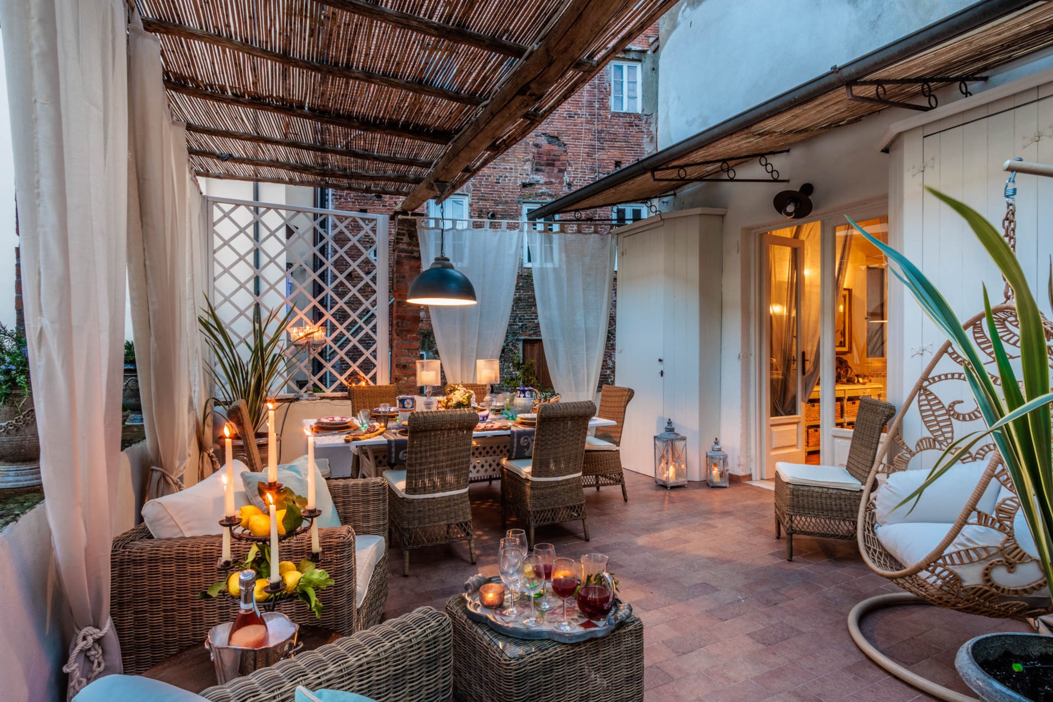 Casa Celeste with Terrace-Nicht getaggt