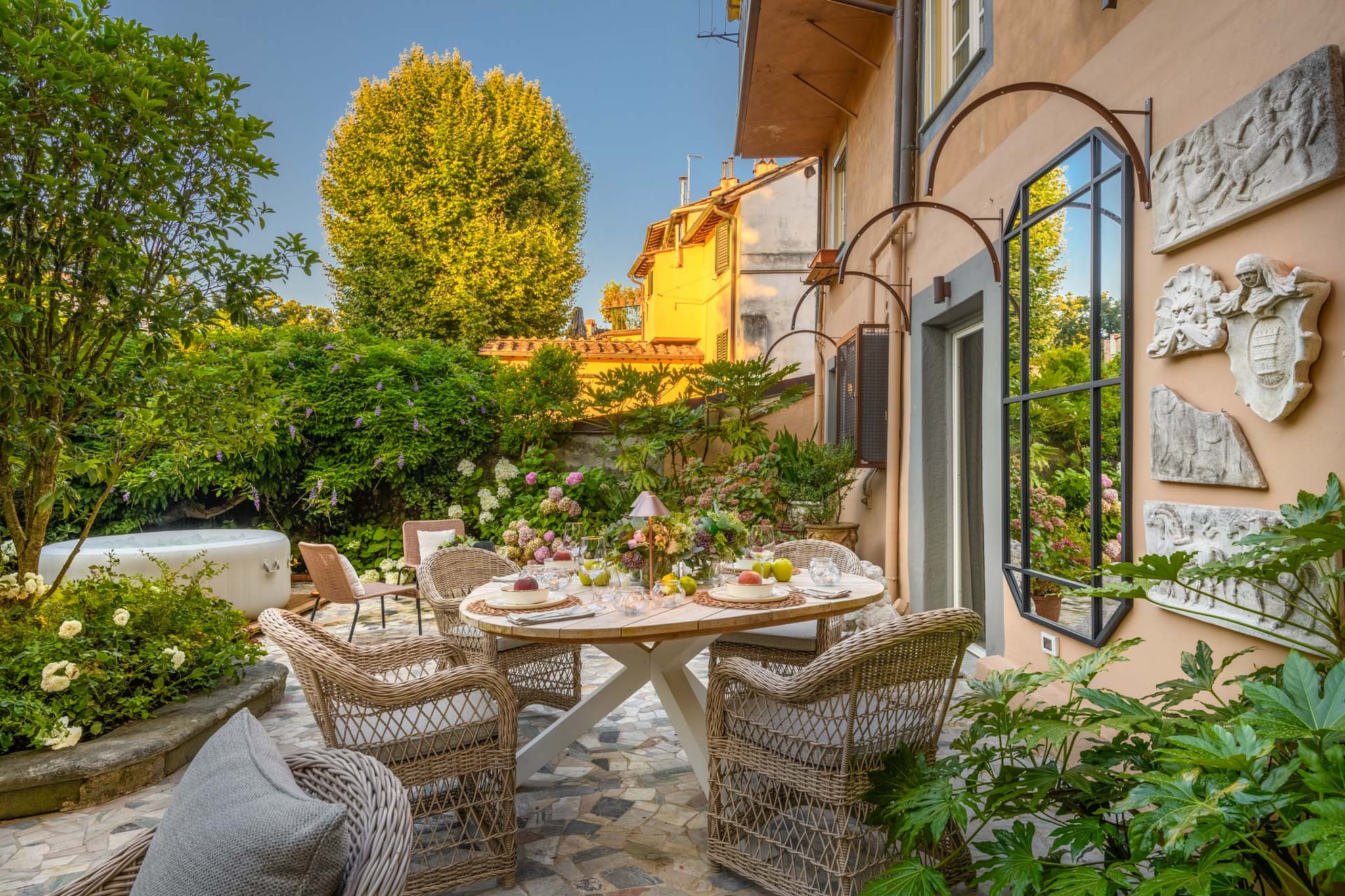 The Garden Lodge-Nicht getaggt