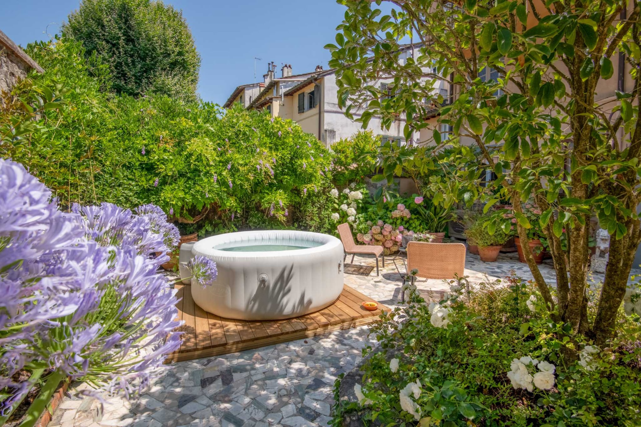 The Garden Lodge-Nicht getaggt