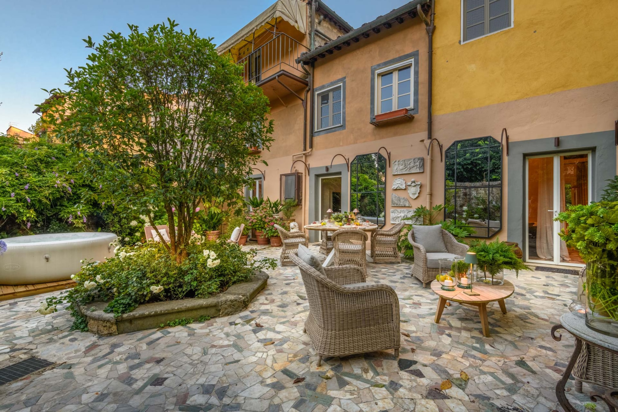 The Garden Lodge-Nicht getaggt