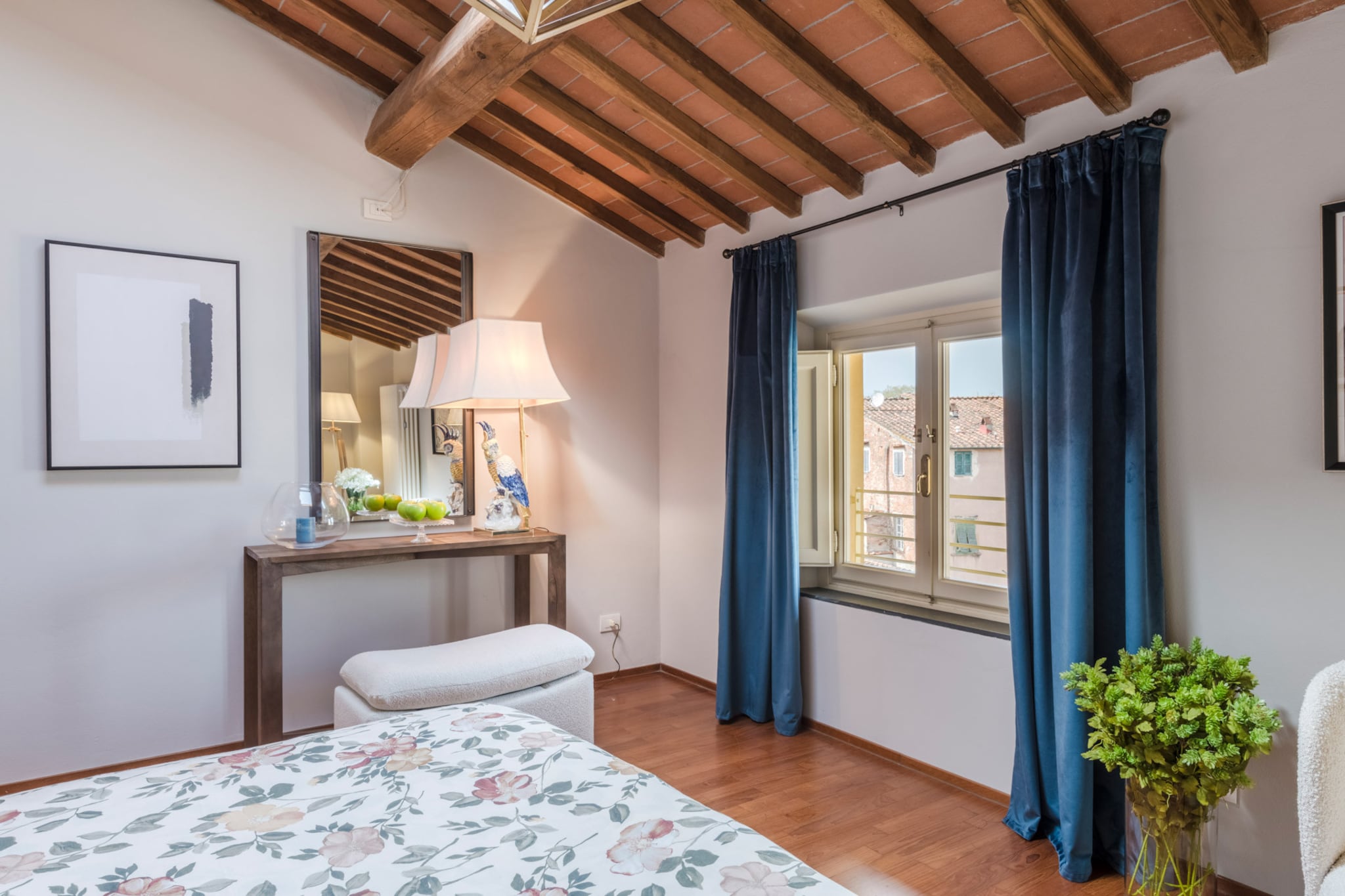 De Nobili Penthouse-Nicht getaggt