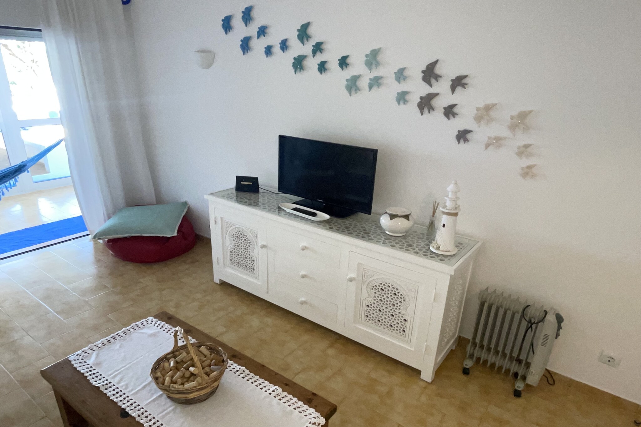 Casa Bacalhau (apartment near Benagil Beach)-Woonkamer