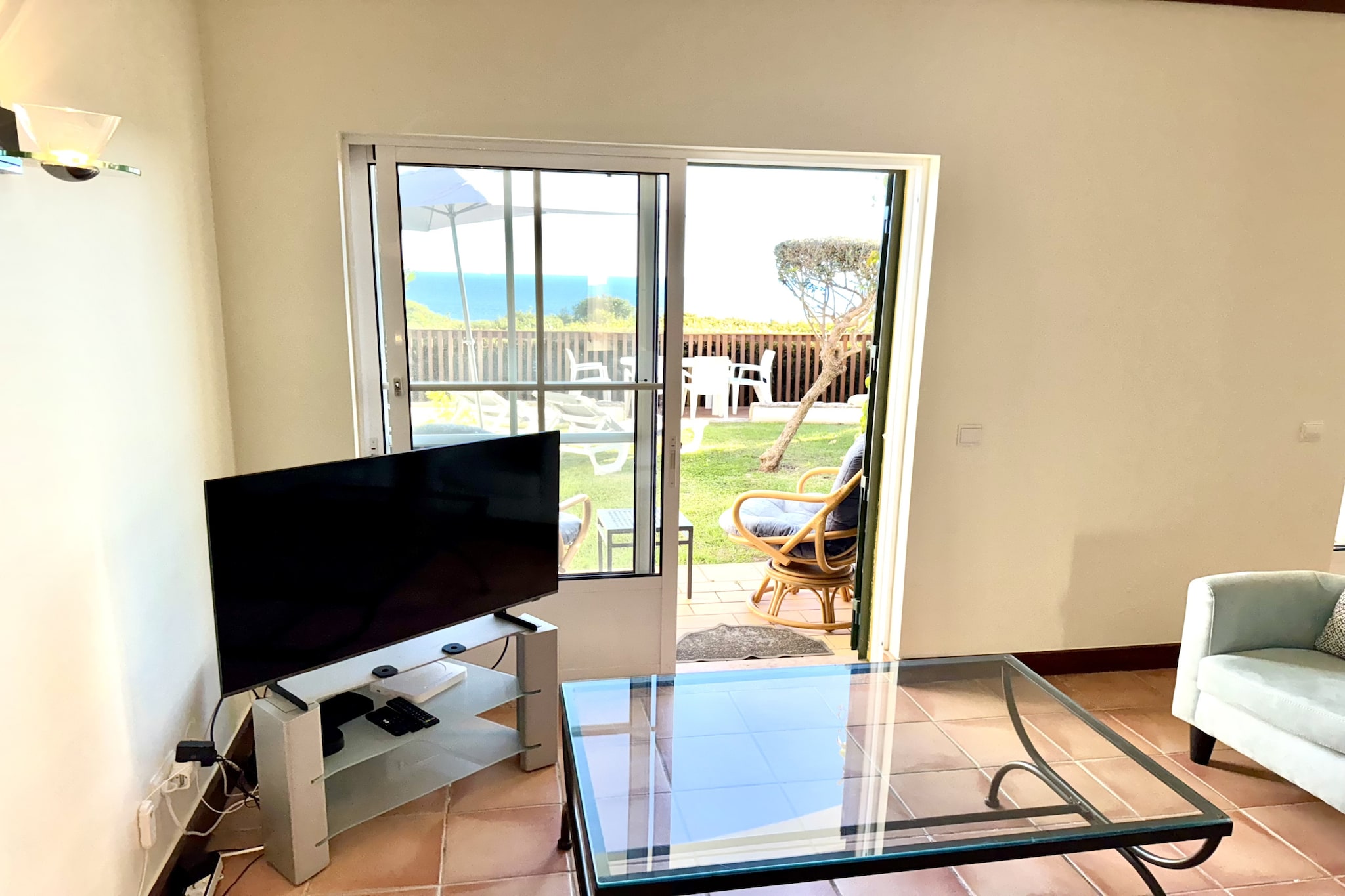 06 Terraços de Benagil (Casa Rosa Azul)-Woonkamer