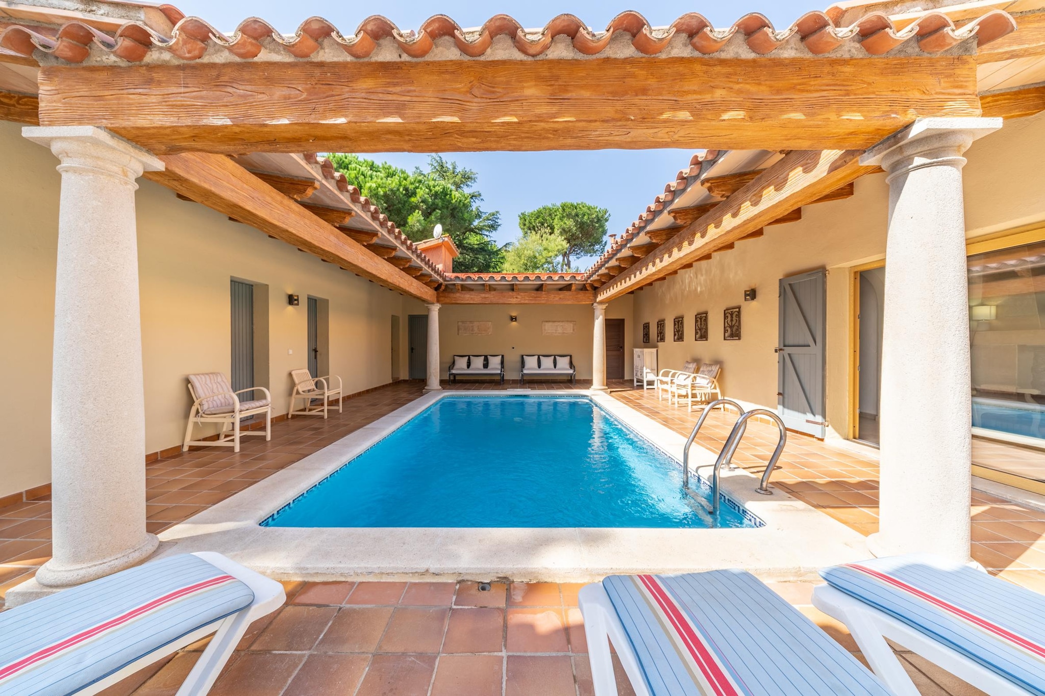 poolofhouse