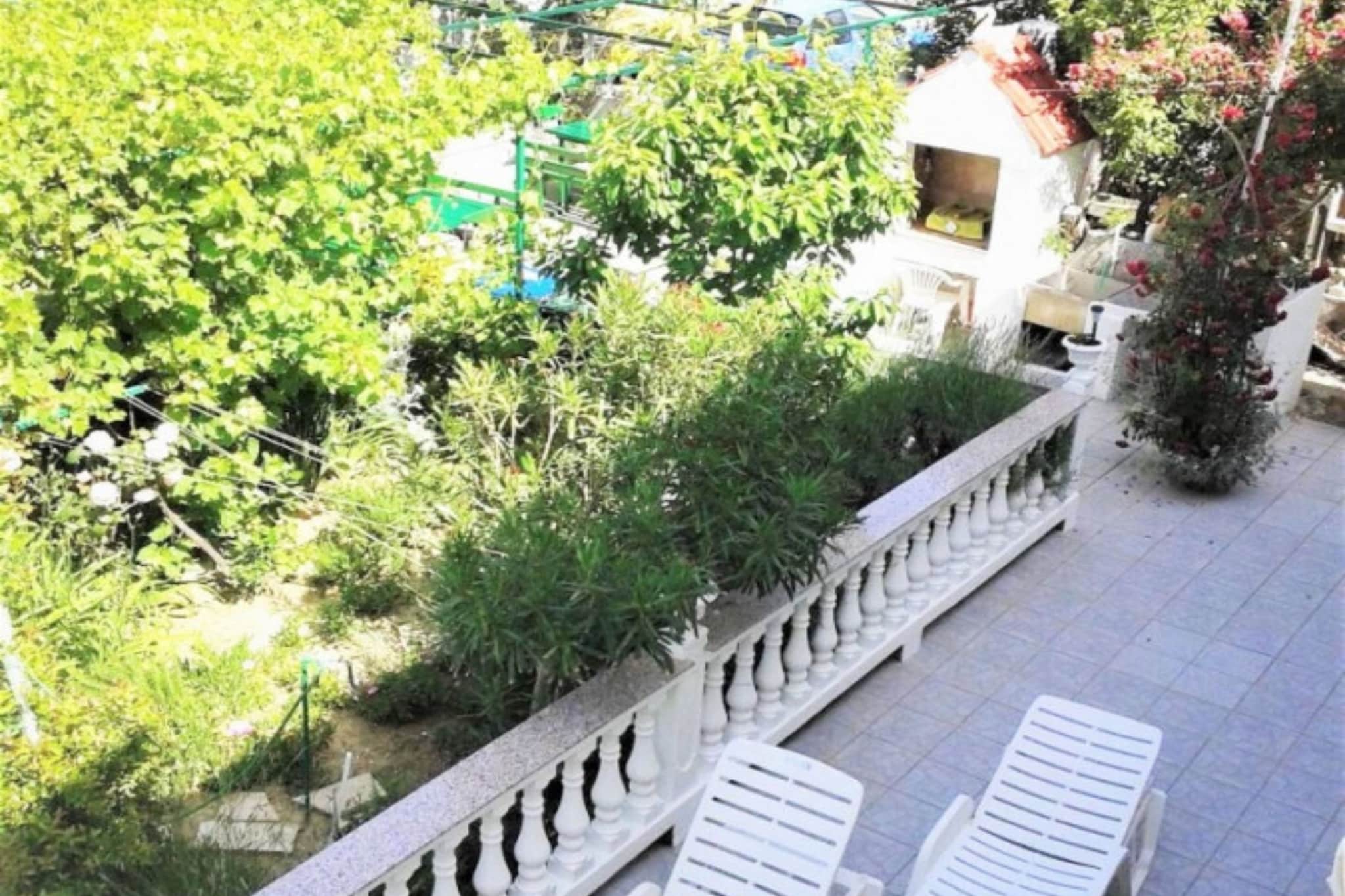Apartment Daisy-Terrasbalkon