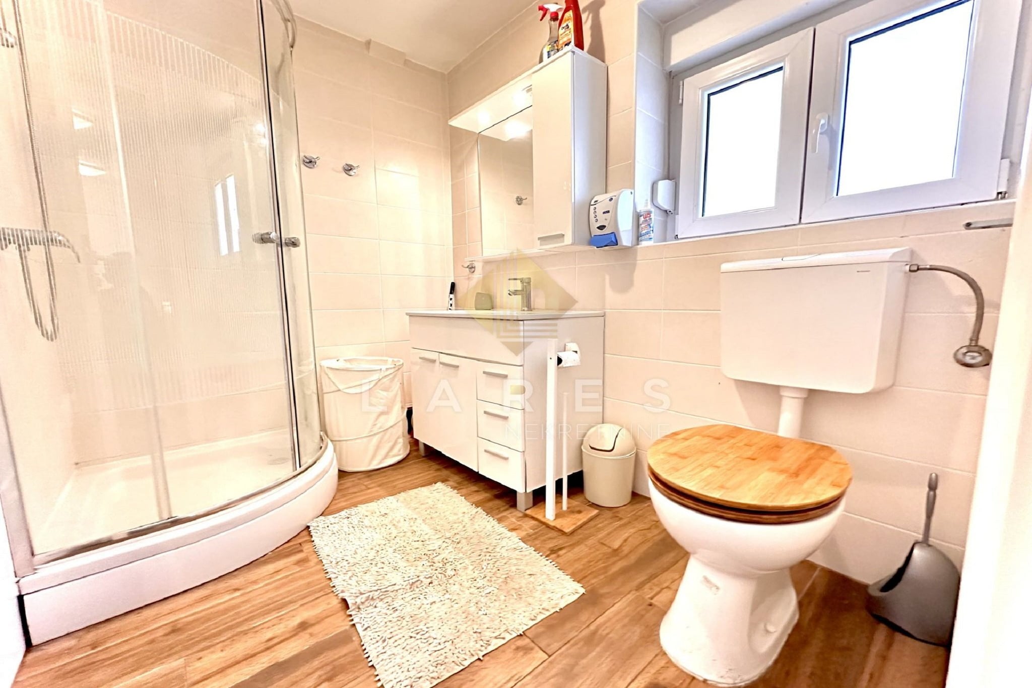 One-Bedroom Apartment (2.kat)-Bathroom