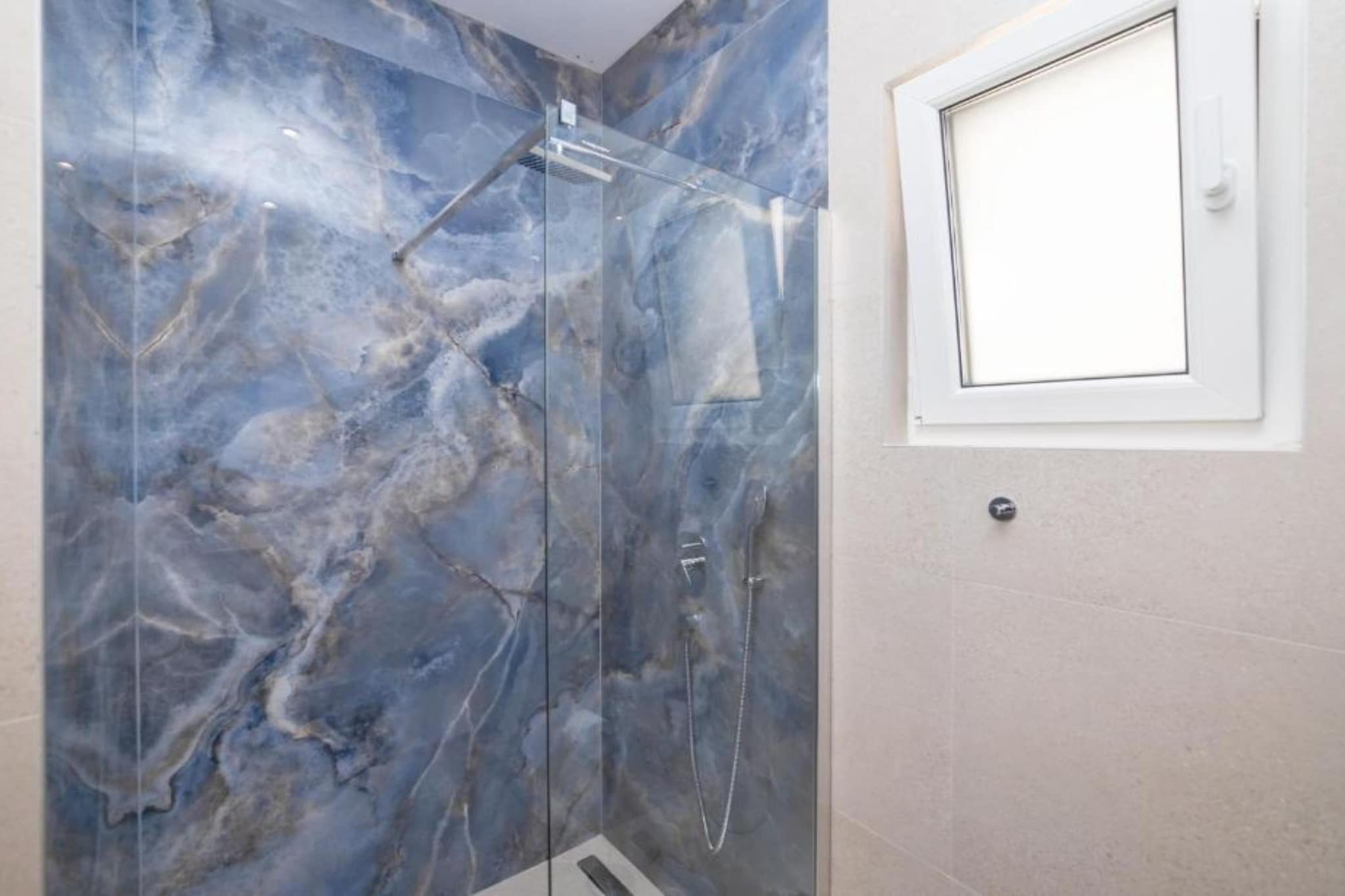 Luxury Villa Navis-Bathroom