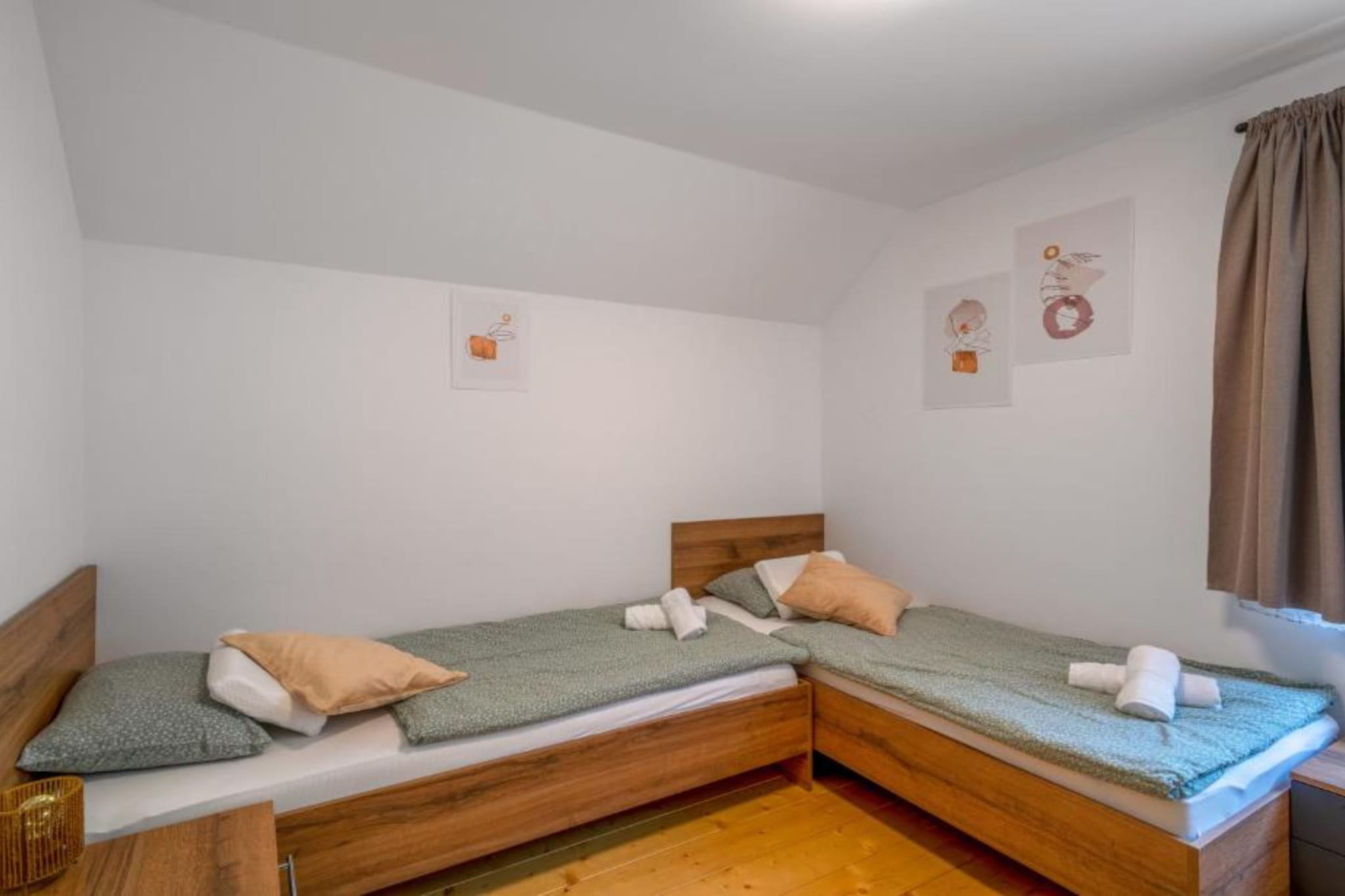Villa Breg - Four Bedroom Villa with Pool, Hot-Tub and Sauna-Slaapkamer