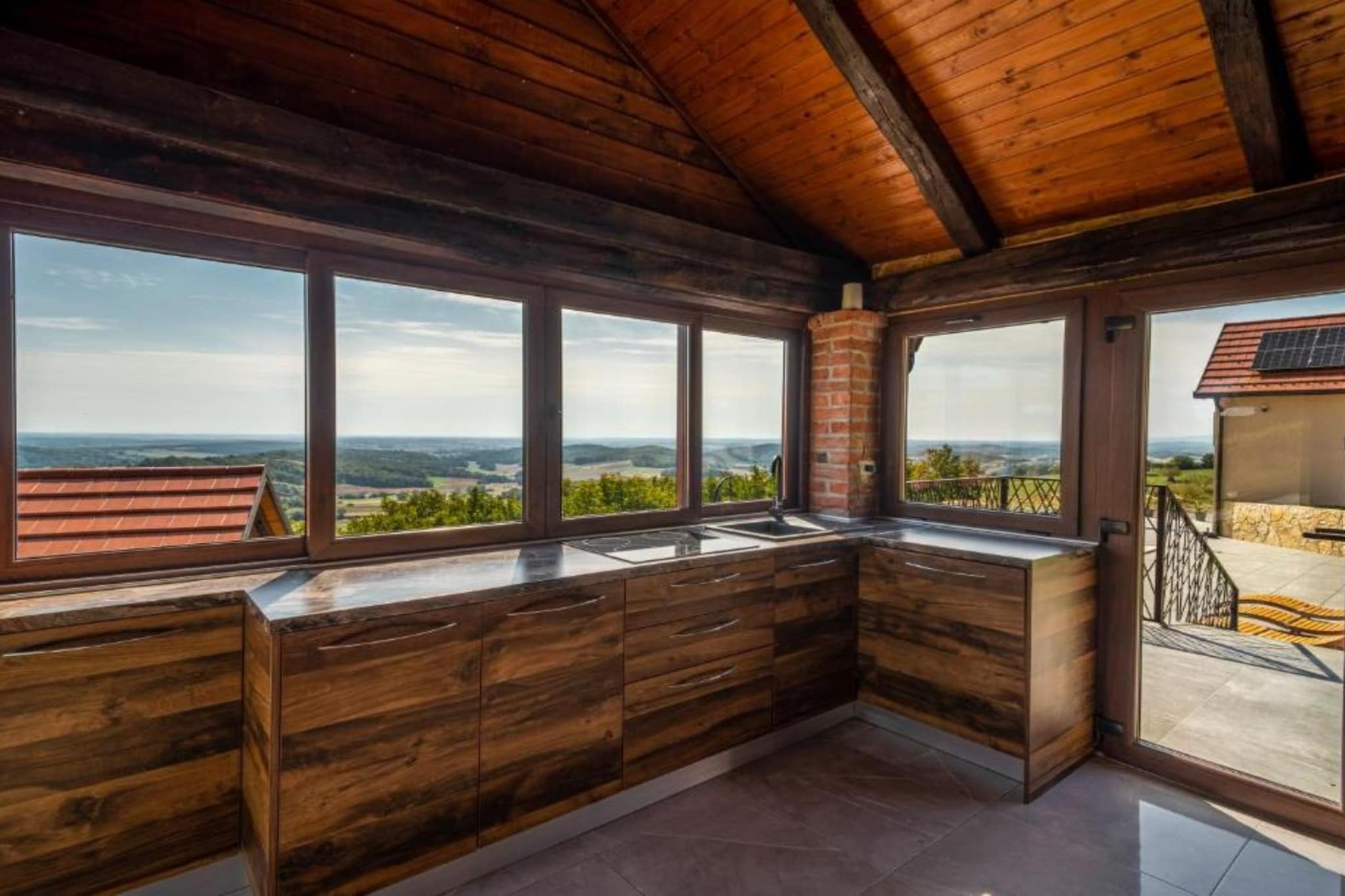 Villa Breg - Four Bedroom Villa with Pool, Hot-Tub and Sauna-Keuken