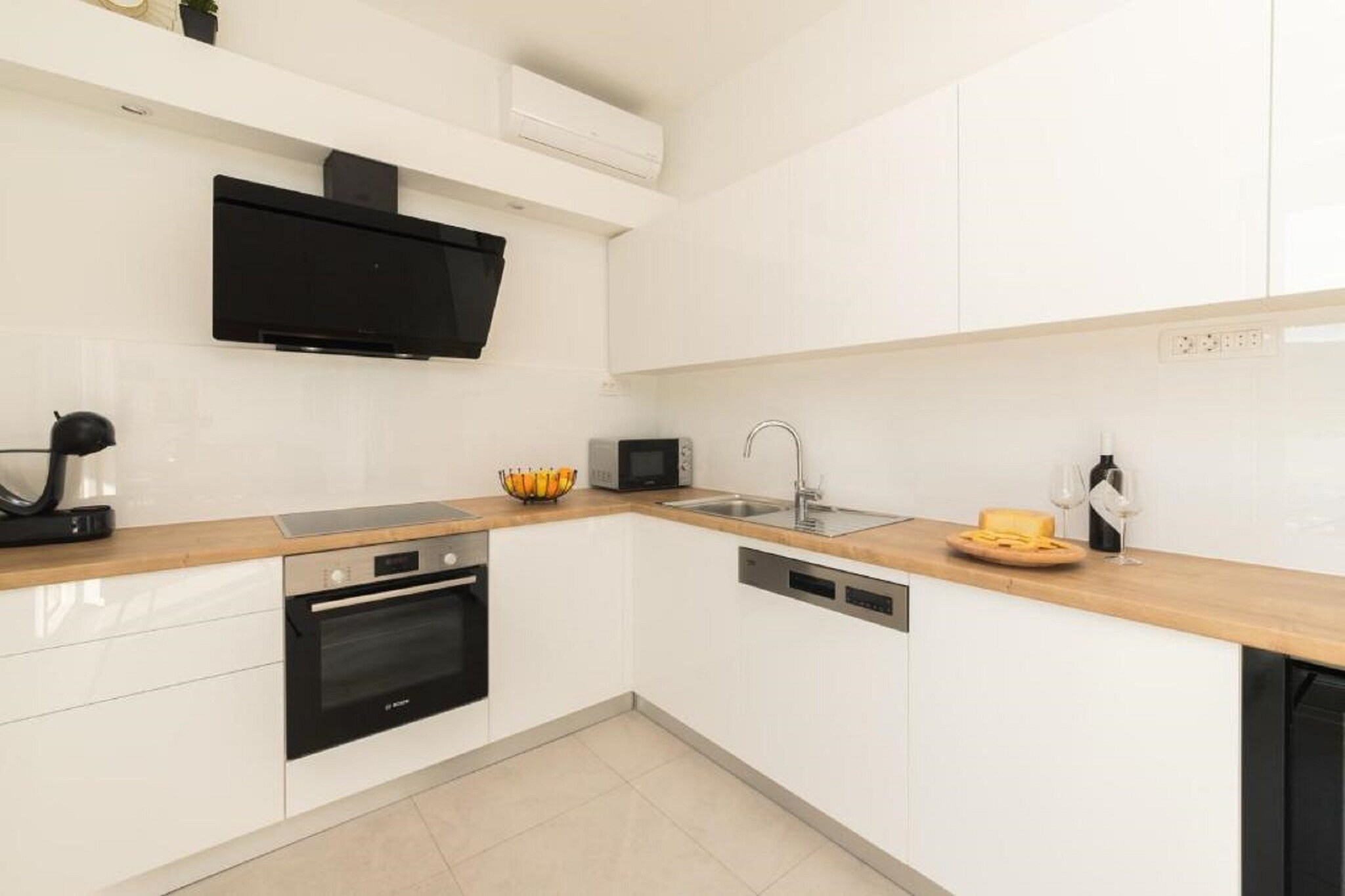 Luxury Villas Bellavista - Four Bedroom Villa with Pool (Villa 1)-Kitchen