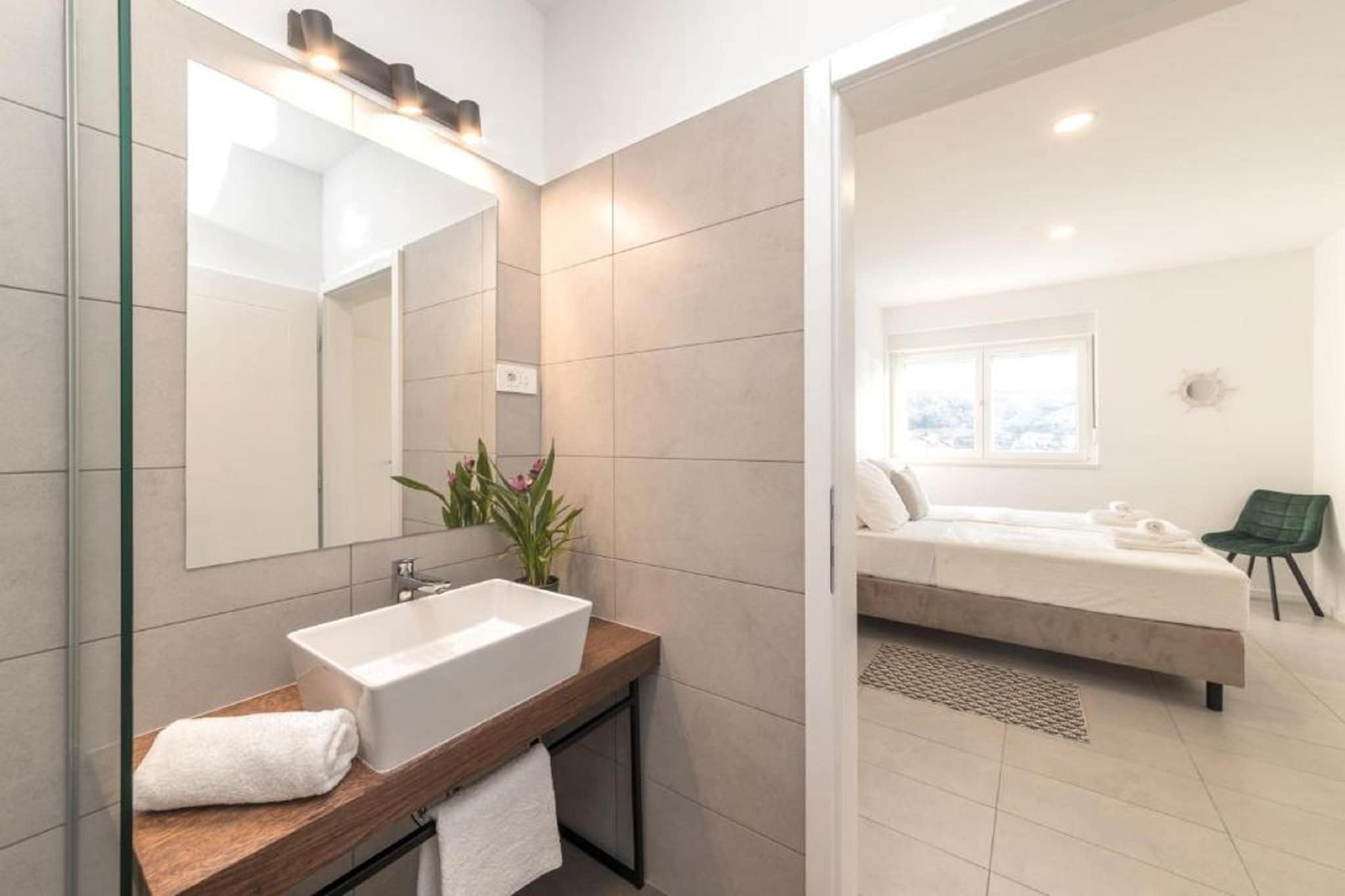Luxury Villas Bellavista - Four Bedroom Villa with Pool (Villa 1)-Bathroom