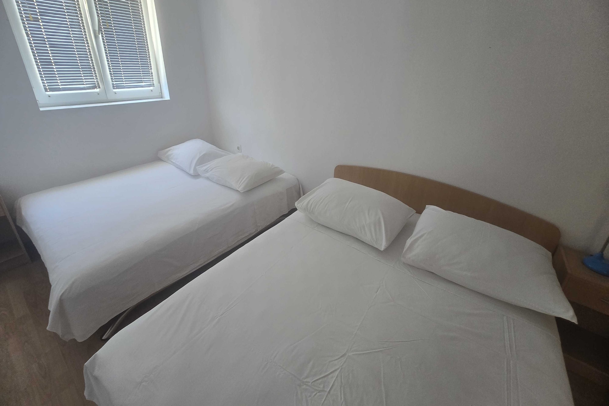 Apartments Mateo - One Bedroom Apartment - White-Schlafzimmer