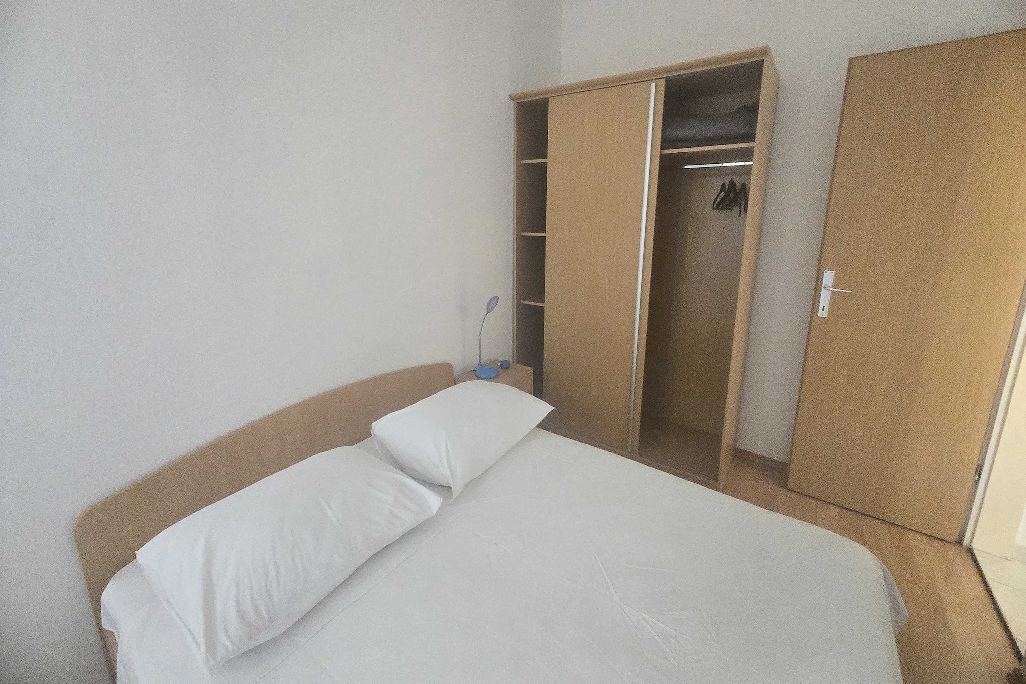 Apartments Mateo - One Bedroom Apartment - White-Schlafzimmer
