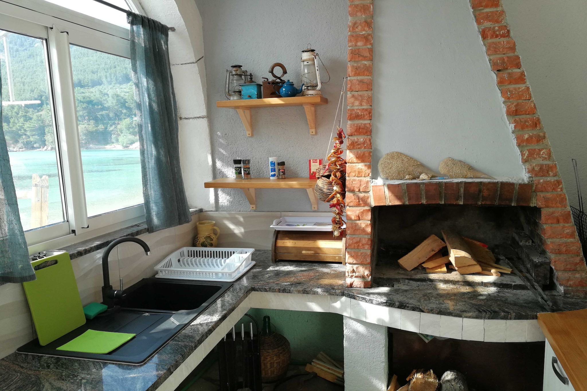 Two-Bedroom Apartment (A1-Niko)