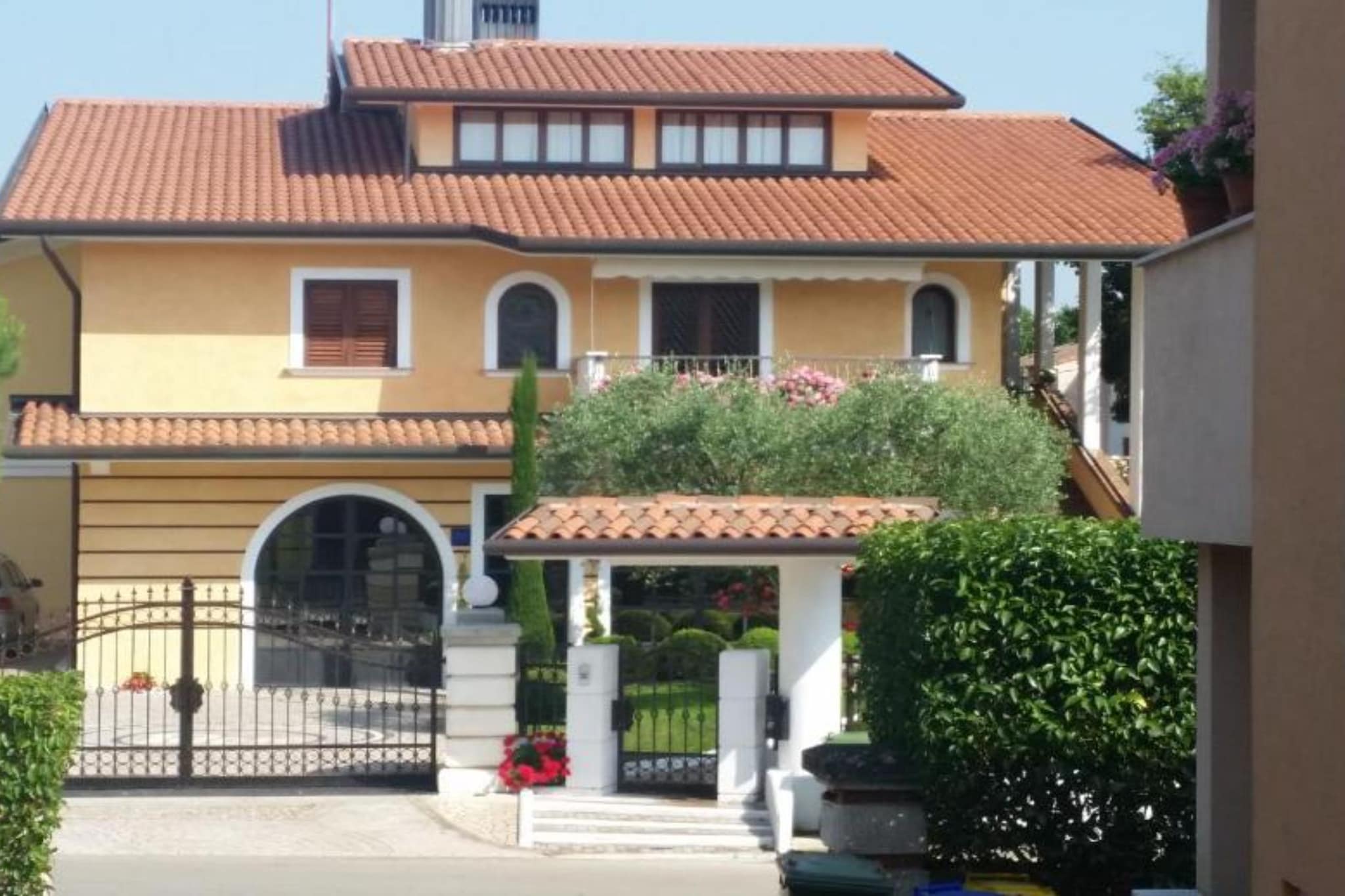 One Bedrrom Apartment-Outdoor