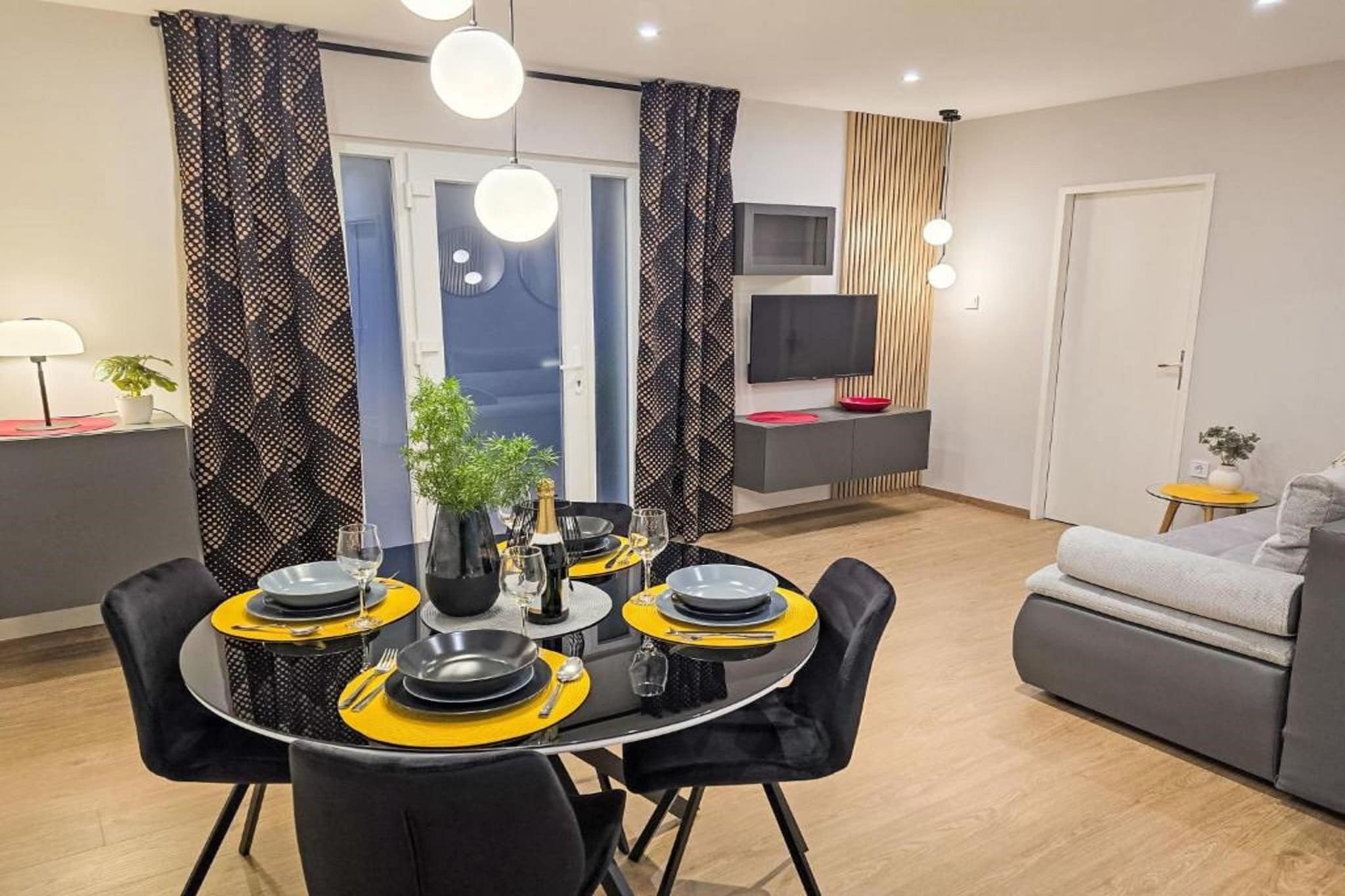 One Bedroom Apartment  2