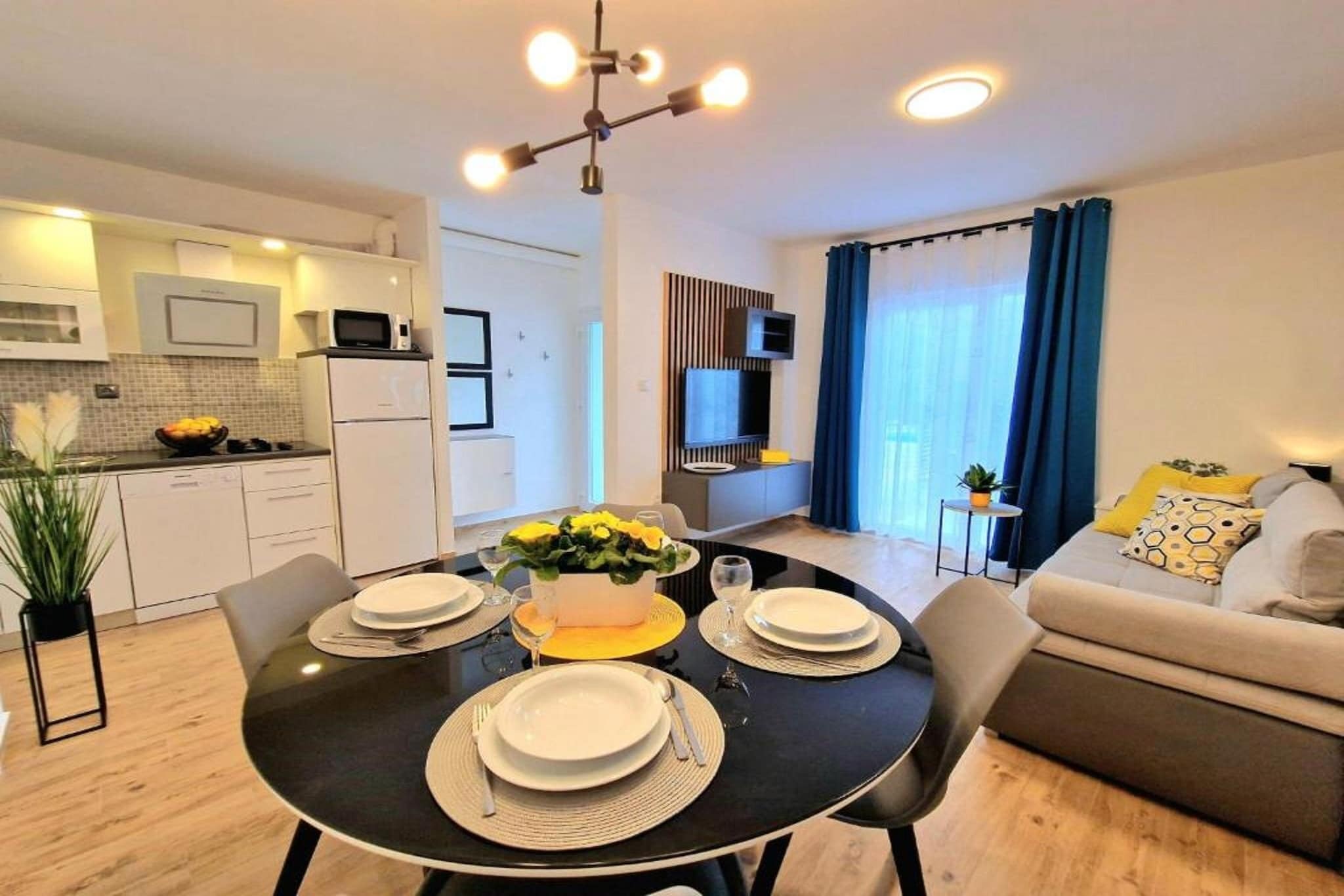 One Bedroom Apartment 3
