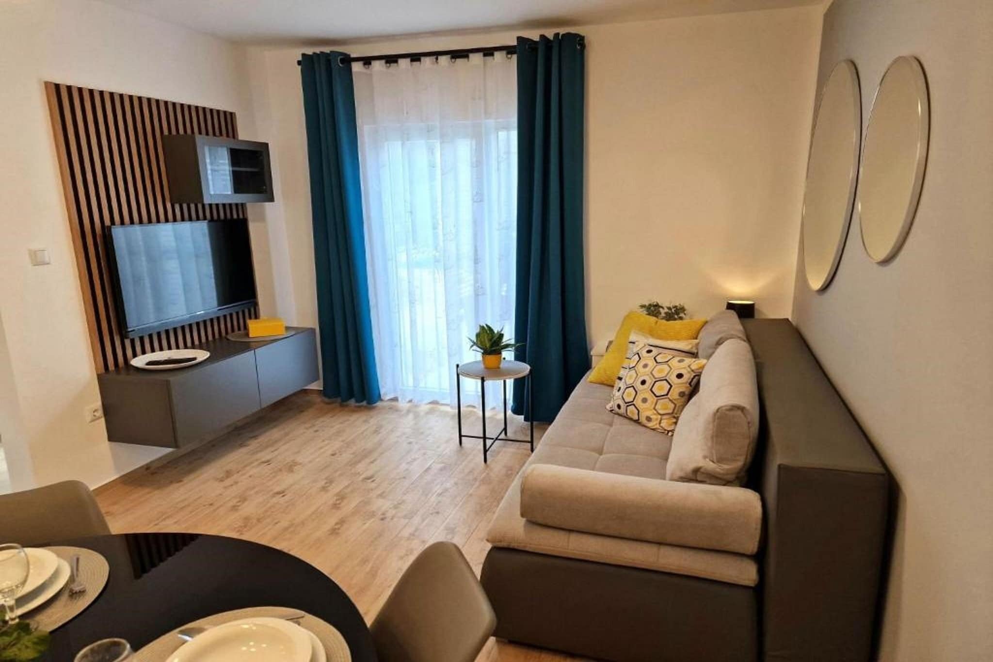 One Bedroom Apartment 3