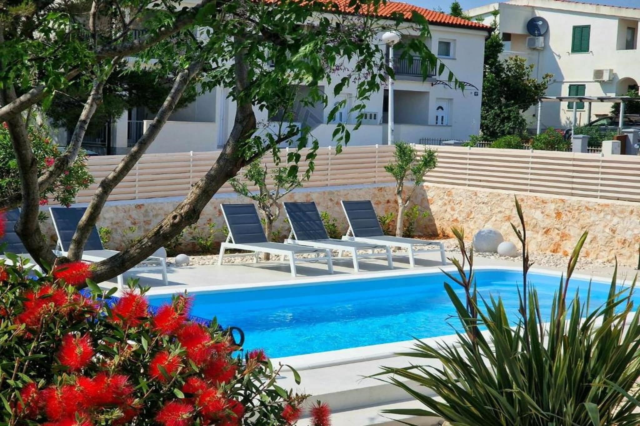 One Bedroom Apartment 3-Zwembad