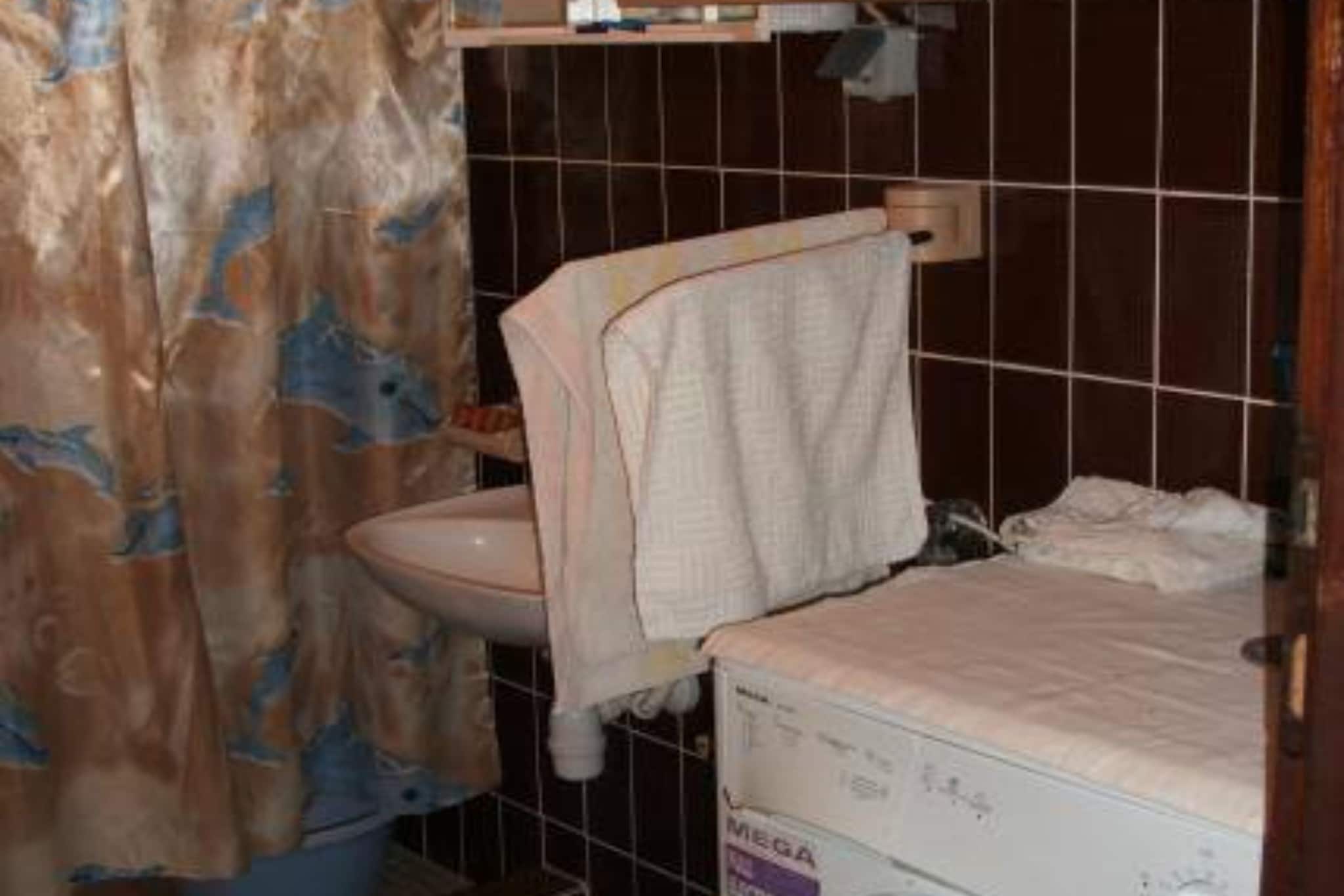 Apartments Roksandić - Two Bedroom Apartment-Bathroom